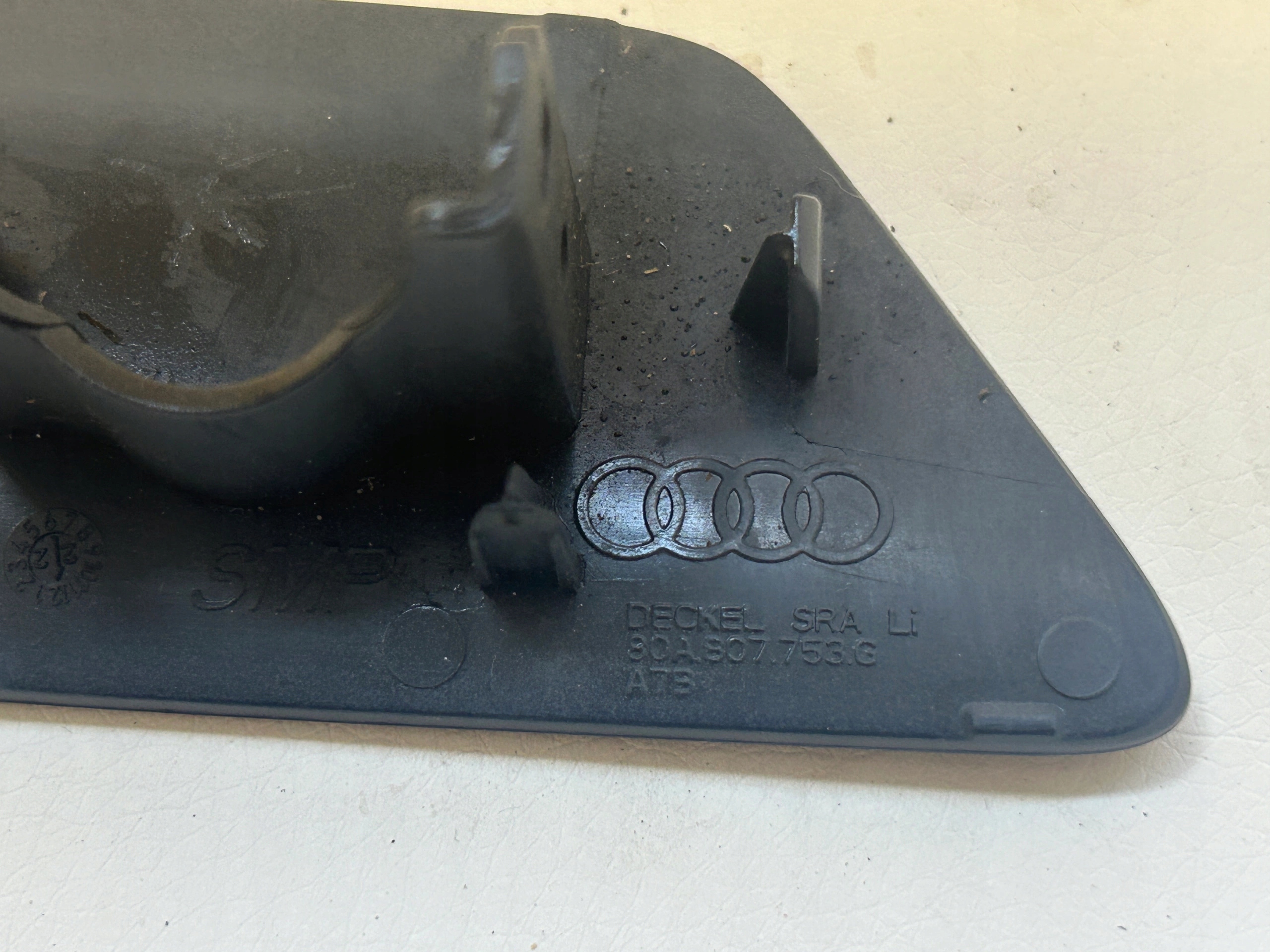 Audi Q5 II 20-23 spoiler left 80A807753G