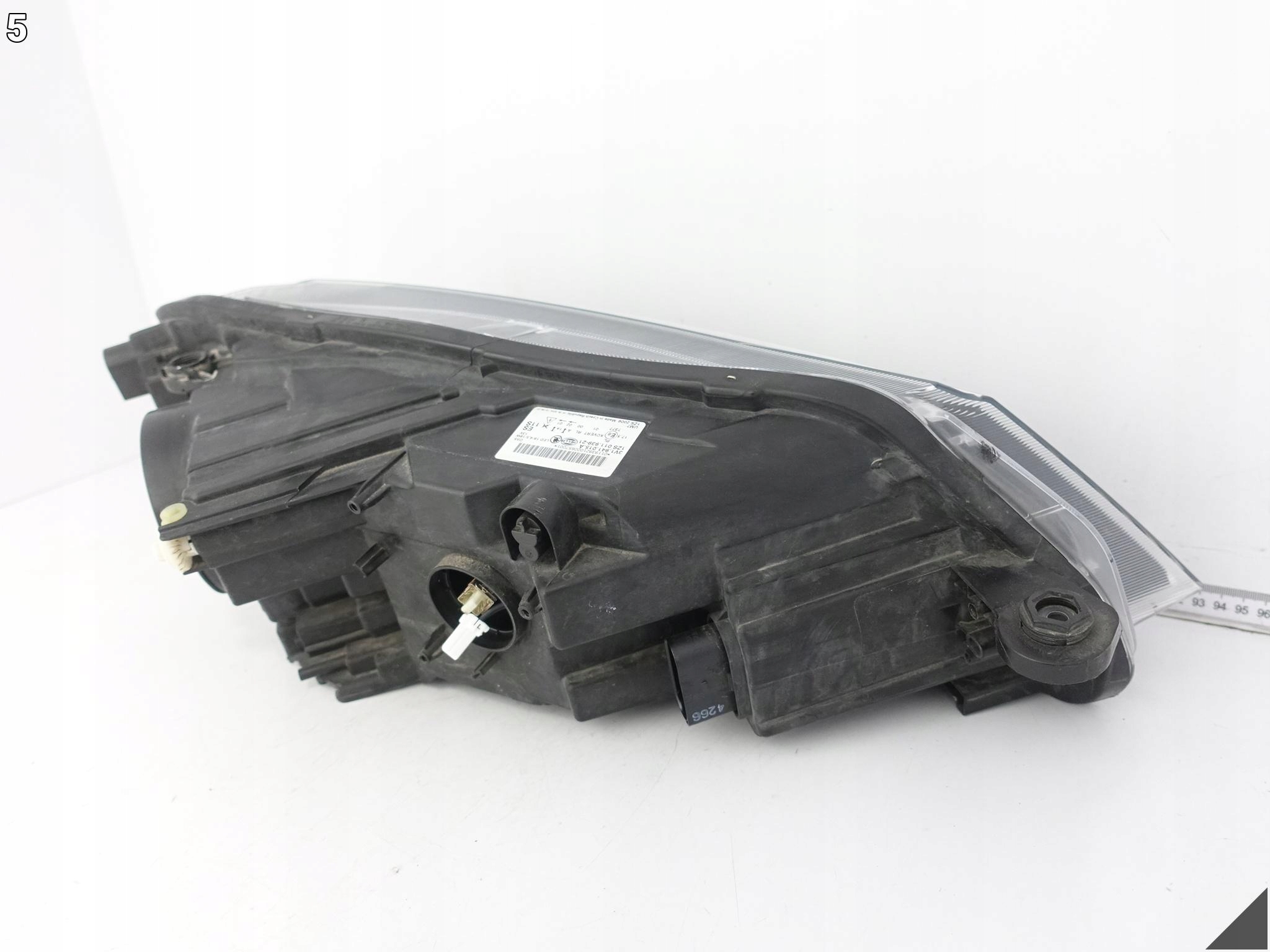 SKODA SUPERB III 3 3V0 3V1 15-19 light HEADLIGHT XENON + LED left front EU