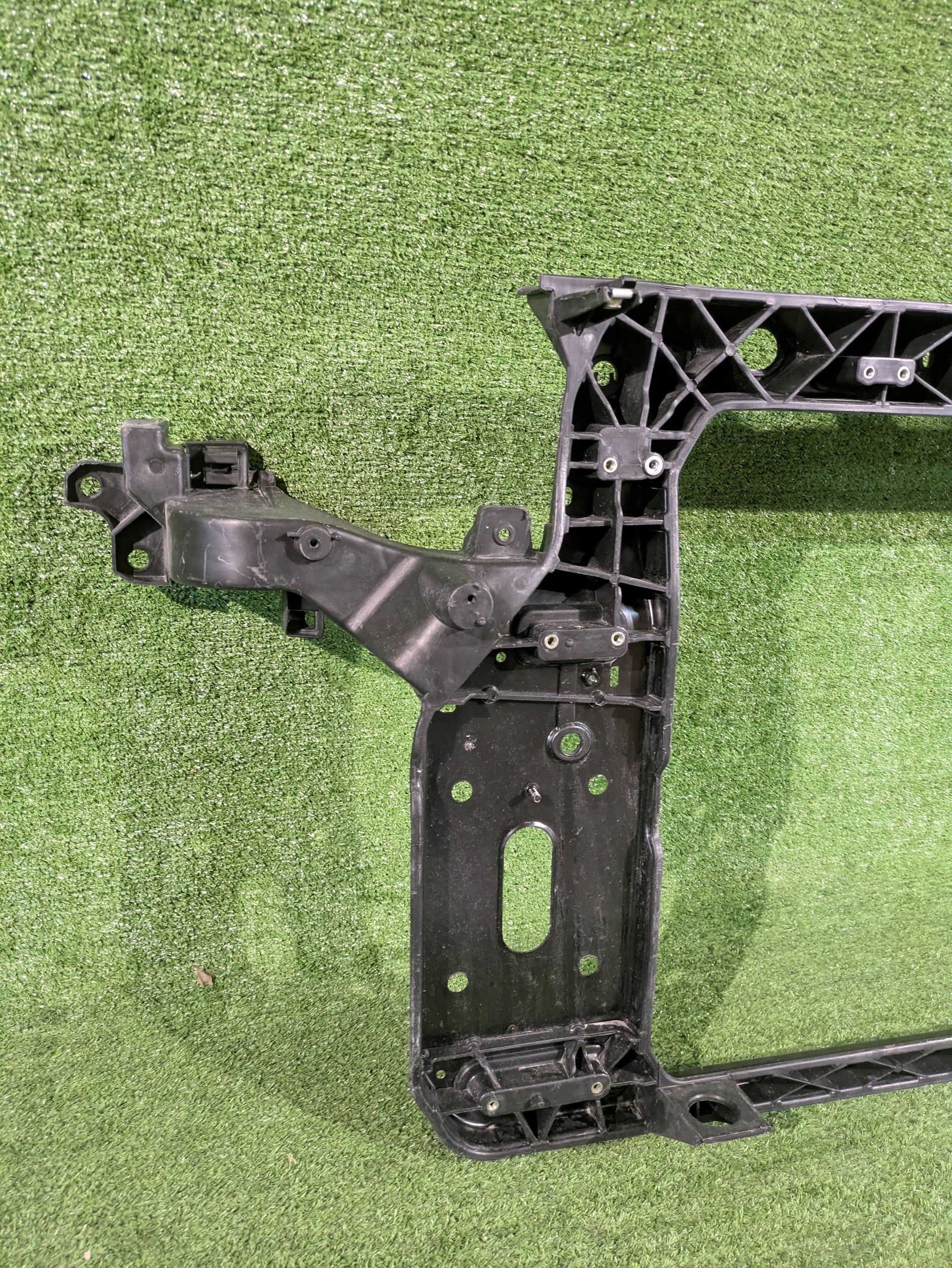 support panel for radiators front pillar iron KIA SPORTAGE III 10- NR.550