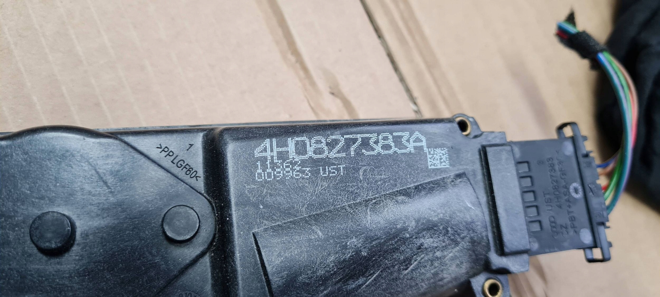 A7 4G S7 lock DOCIAG bonnet boot AUDI A6 C7 4G 4H0827383A