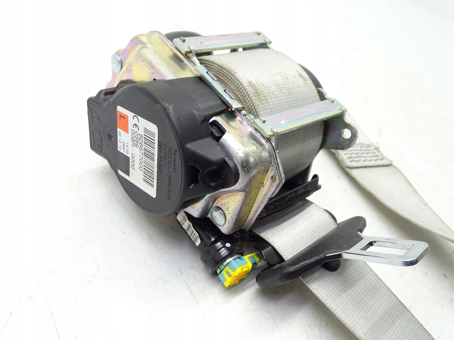 tension belt safety left front MERCEDES W205 A2058603985