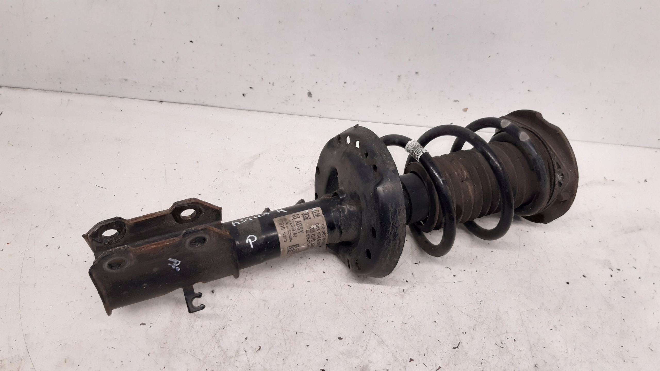 shock absorber spring right front 39039574 Opel Astra K