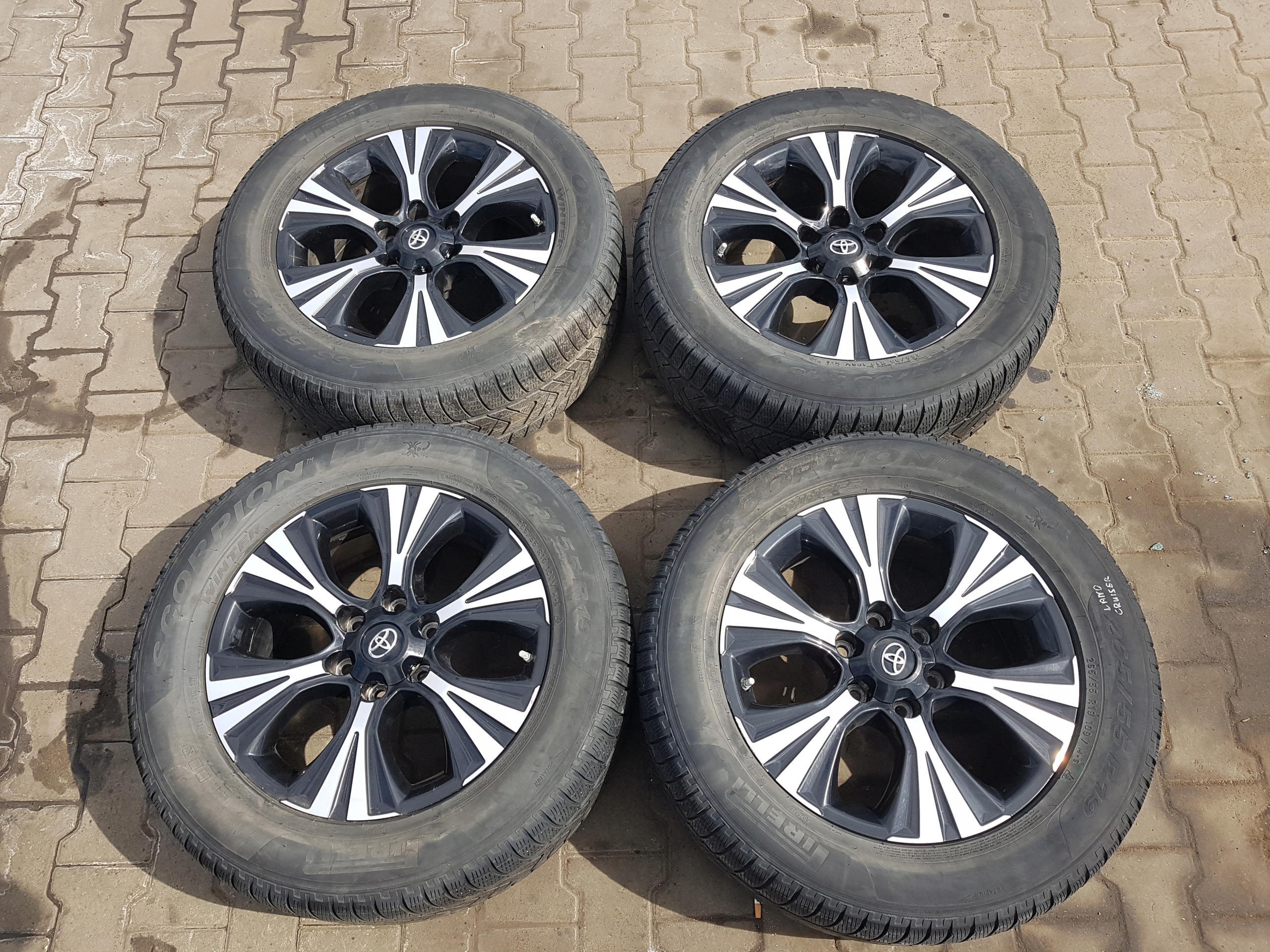 4× Обід алюміній TOYOTA 9.5