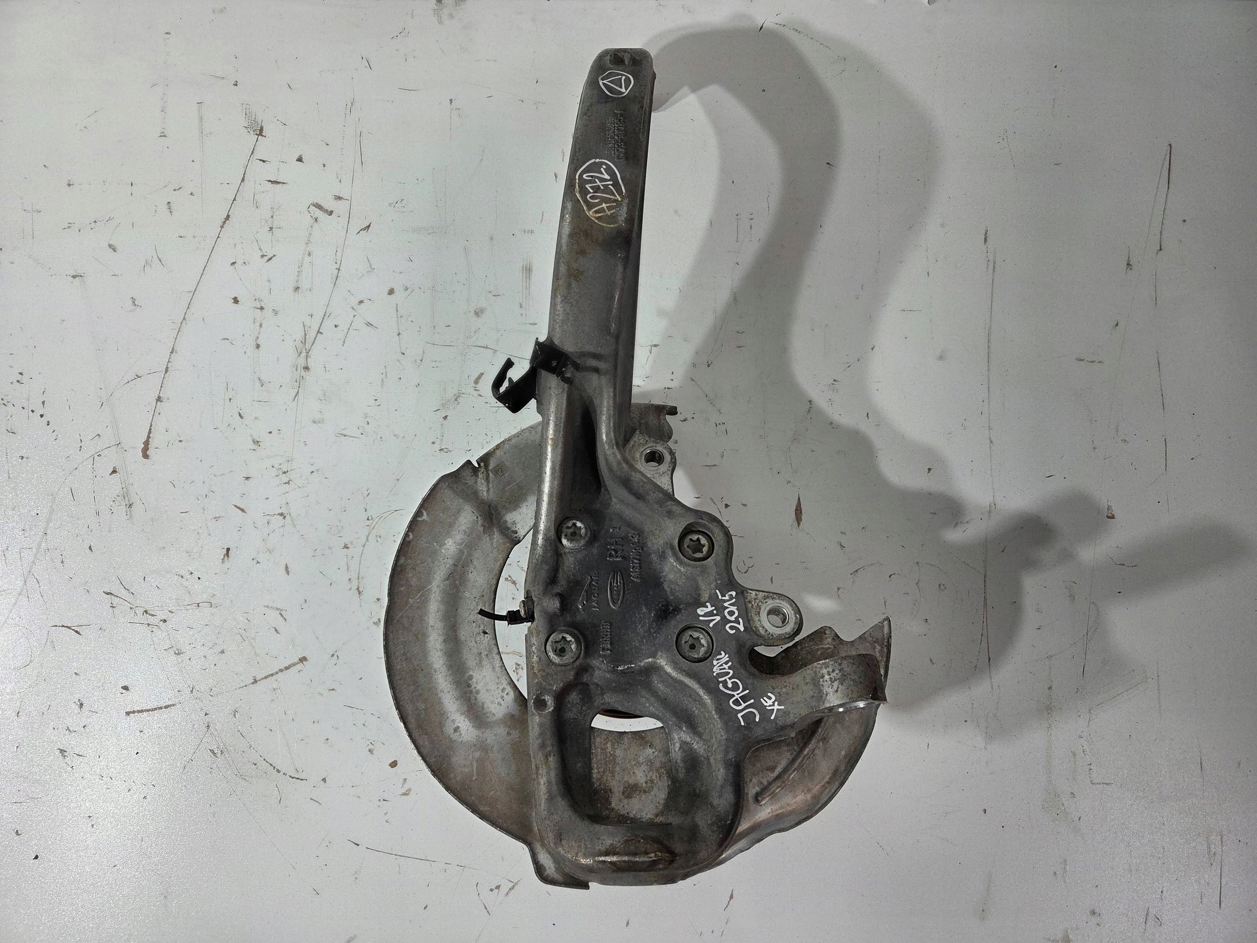 Jaguar XE 2,0D swing front right GX73-3K185A (A272)
