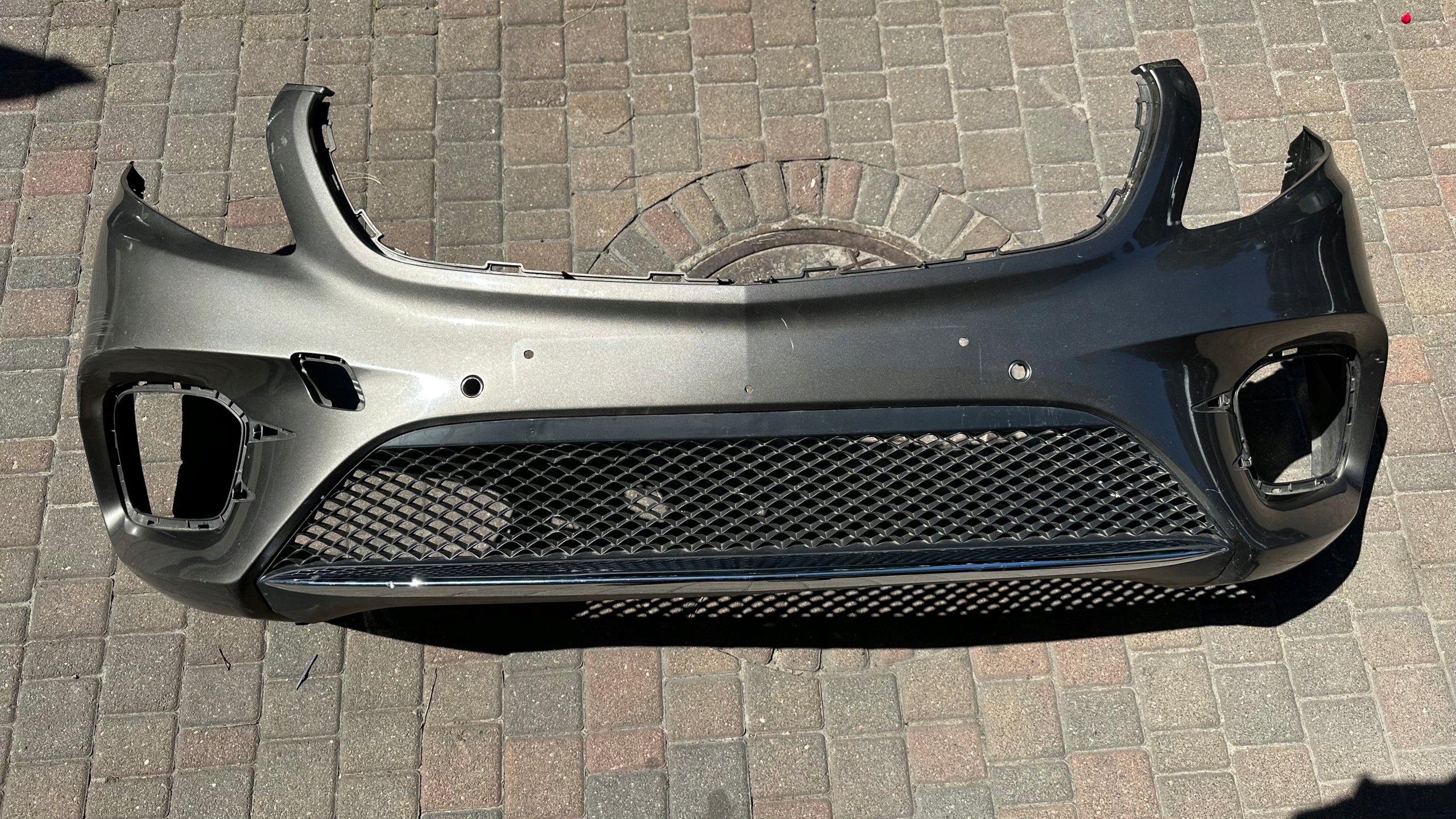 Mercedes V klasa W447 AMG zderzak przód