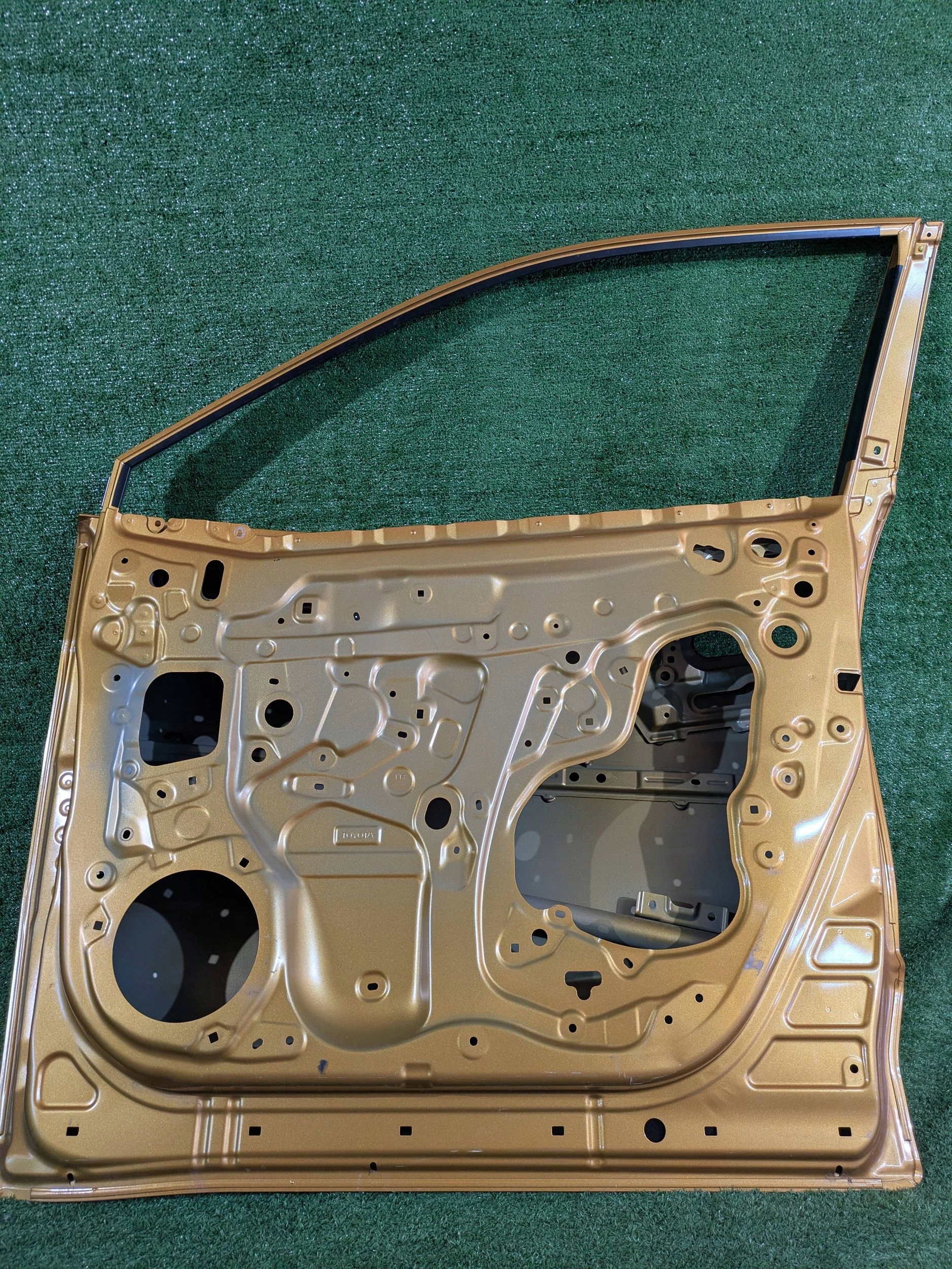 door front right right front TOYOTA C-HR CHR II 23- NR.4225