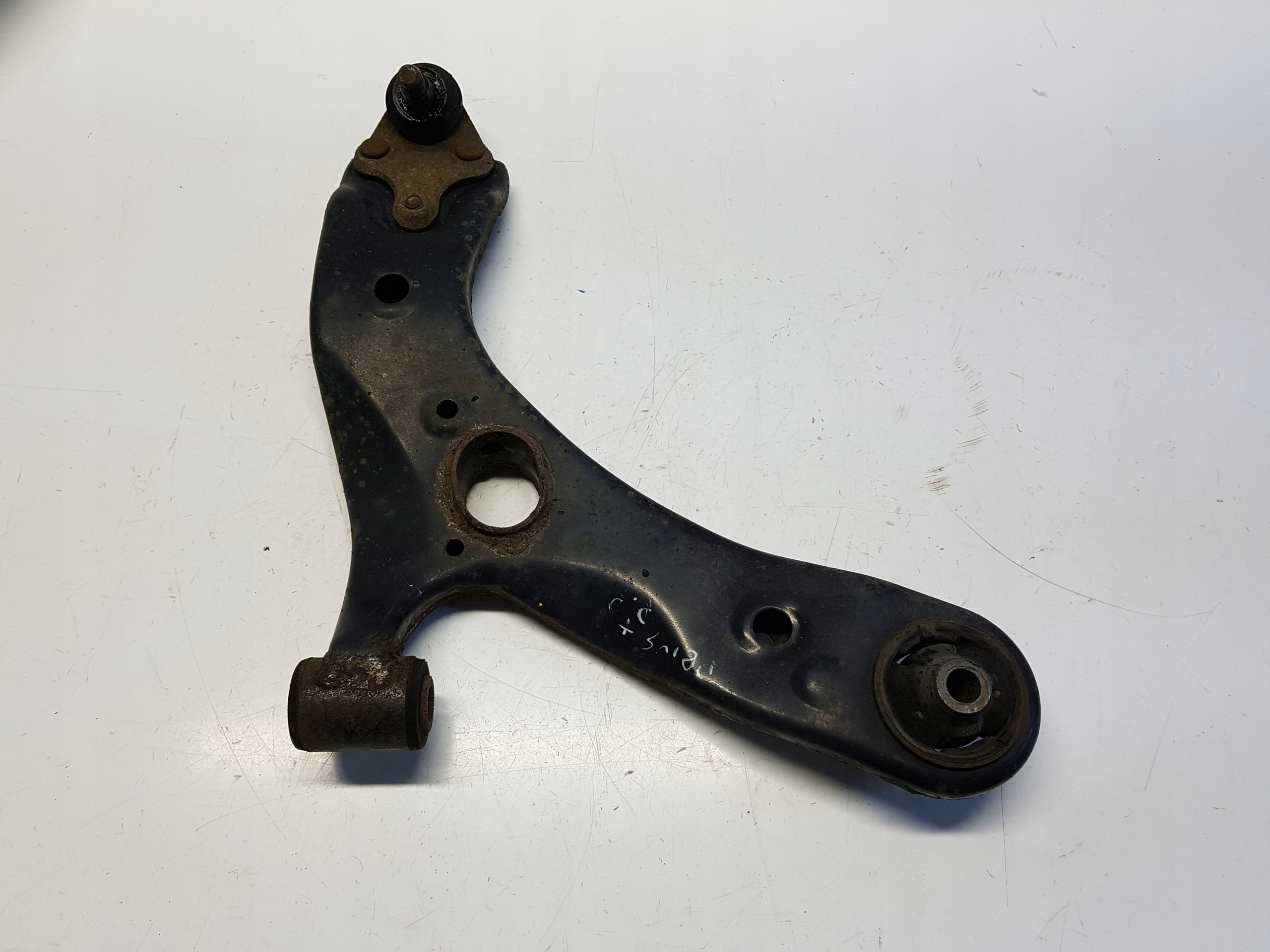 PRIUS III 3 plus + arm right front front original