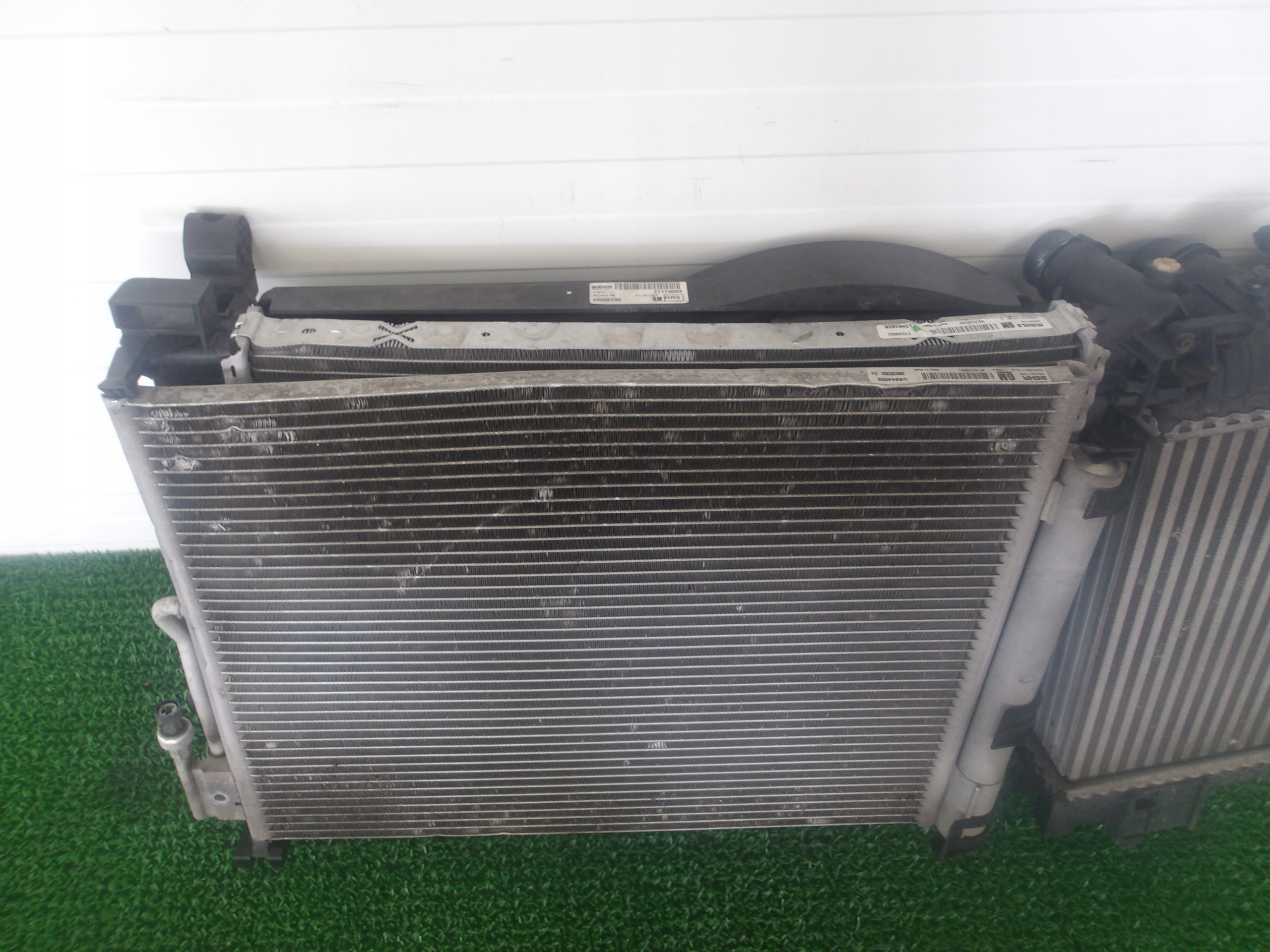 OPEL MERIVA B 10-17 1.4T Kühler INTERCOOLER Lüfter KOMPLET OE