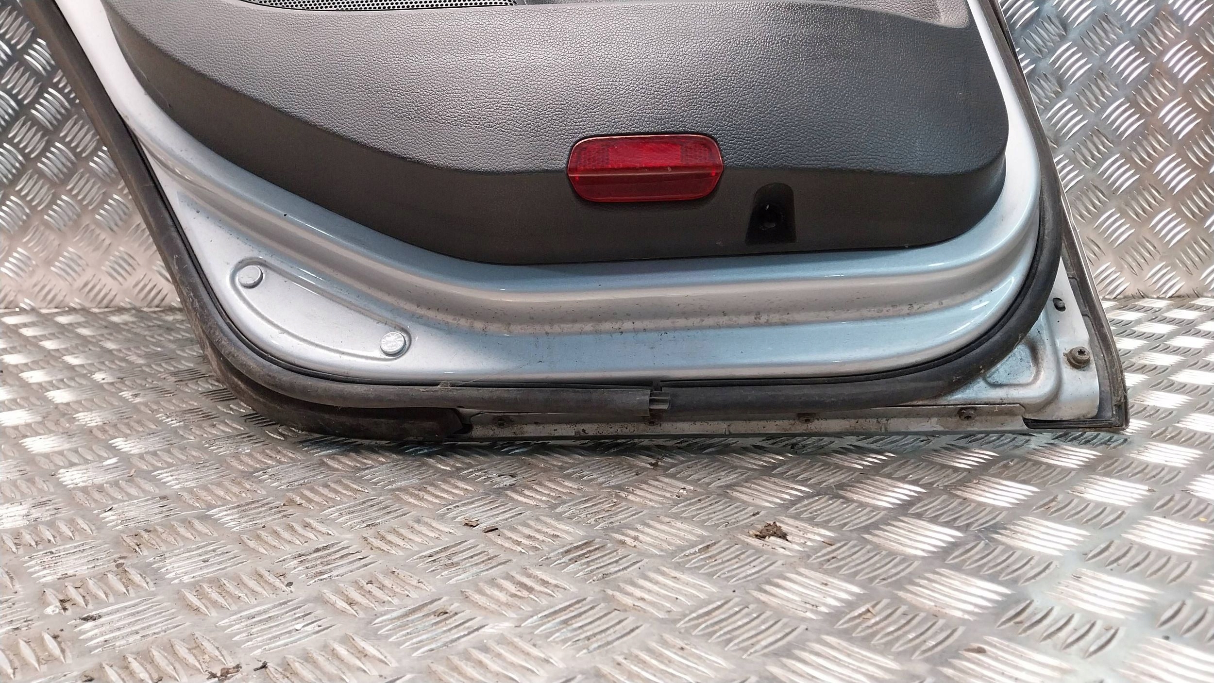 Tür heck links VW GOLF V HATCHBACK 03