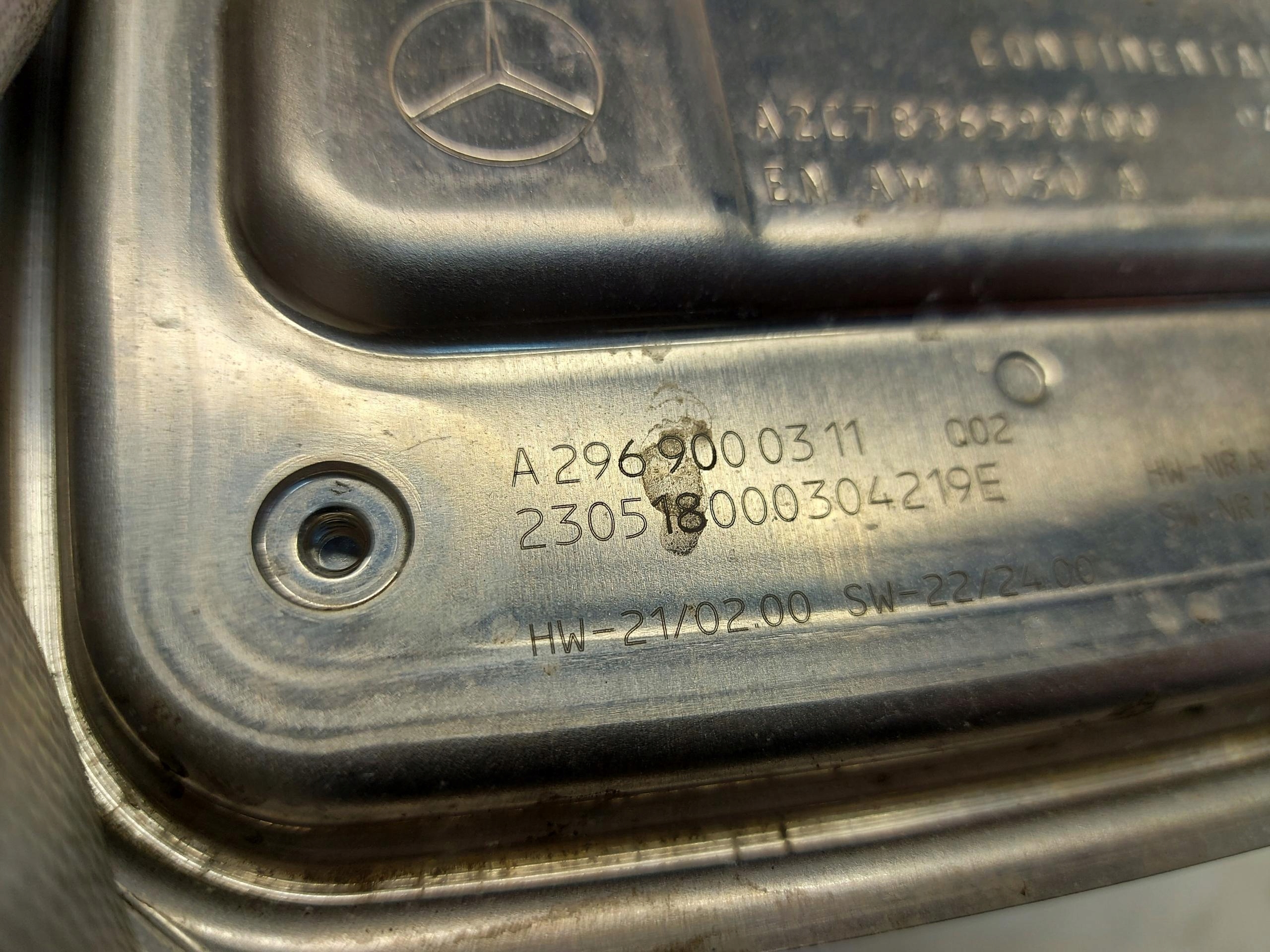 Mercedes W254 GLC 220d control unit LED left front A2969000311-JLK01