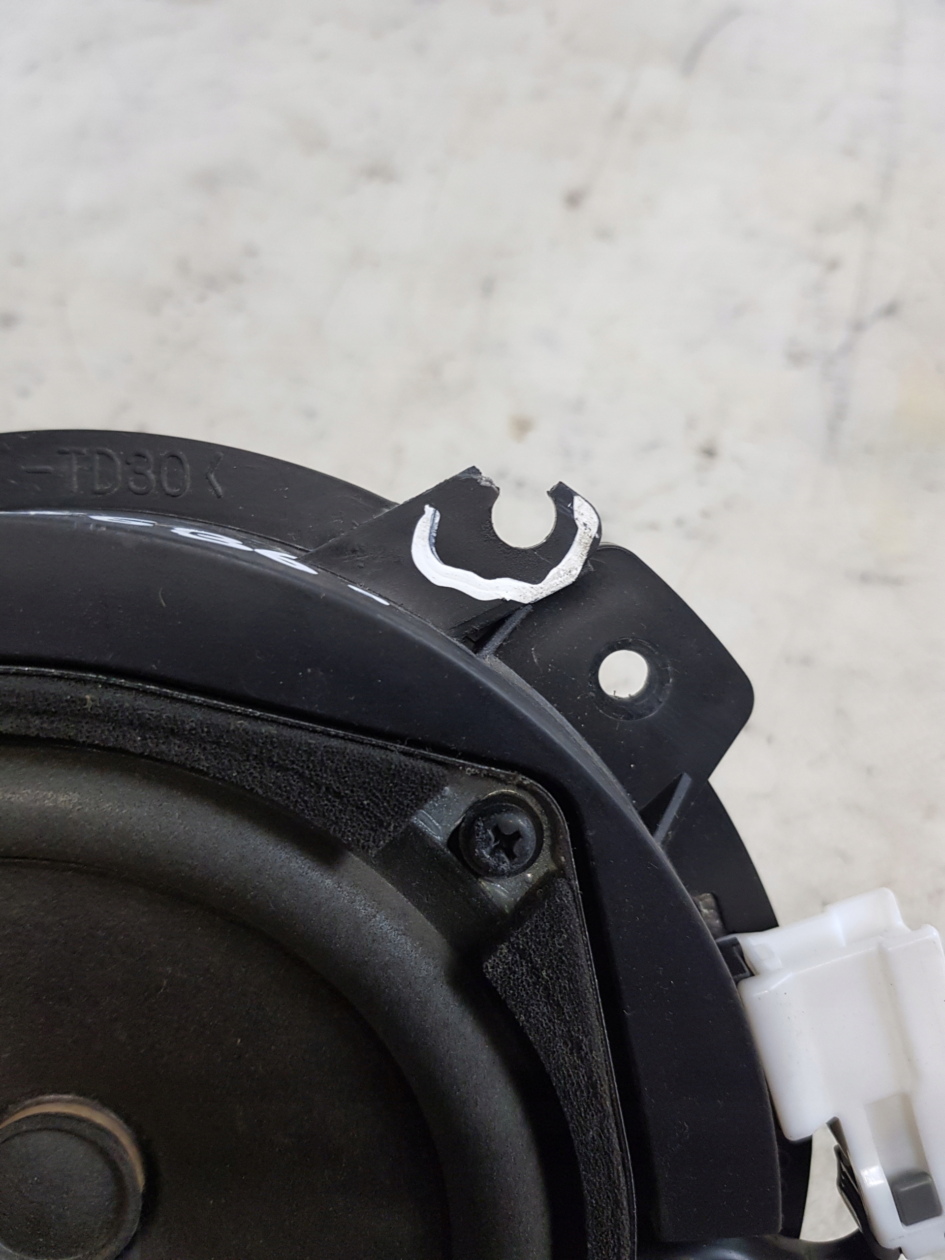 speaker left rear part KIA PICANTO 96300-07100