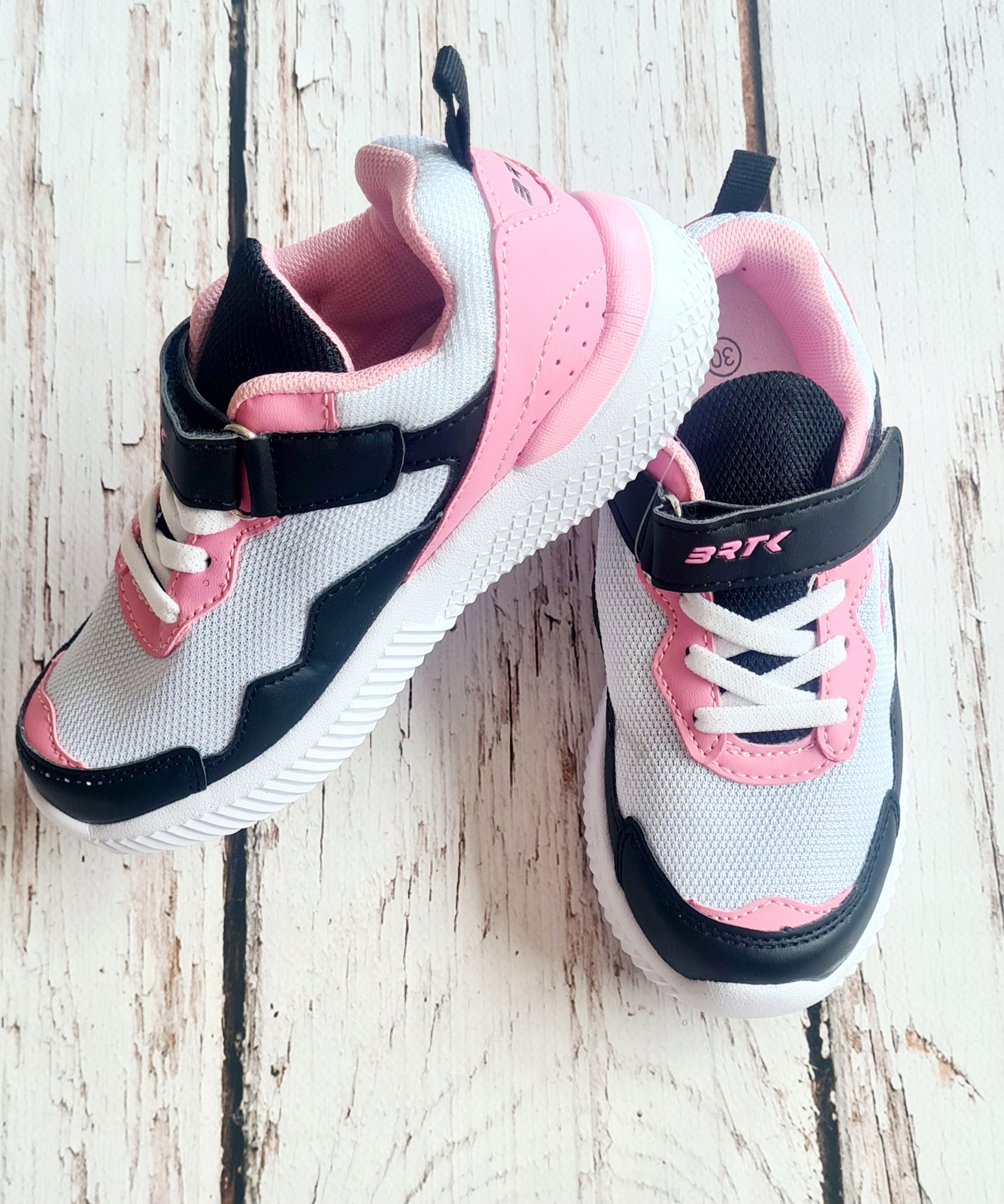 Półbuty BARTEK - Idealne uniwersalne buty dla twojego dziecka roz 30 Marka Bartek