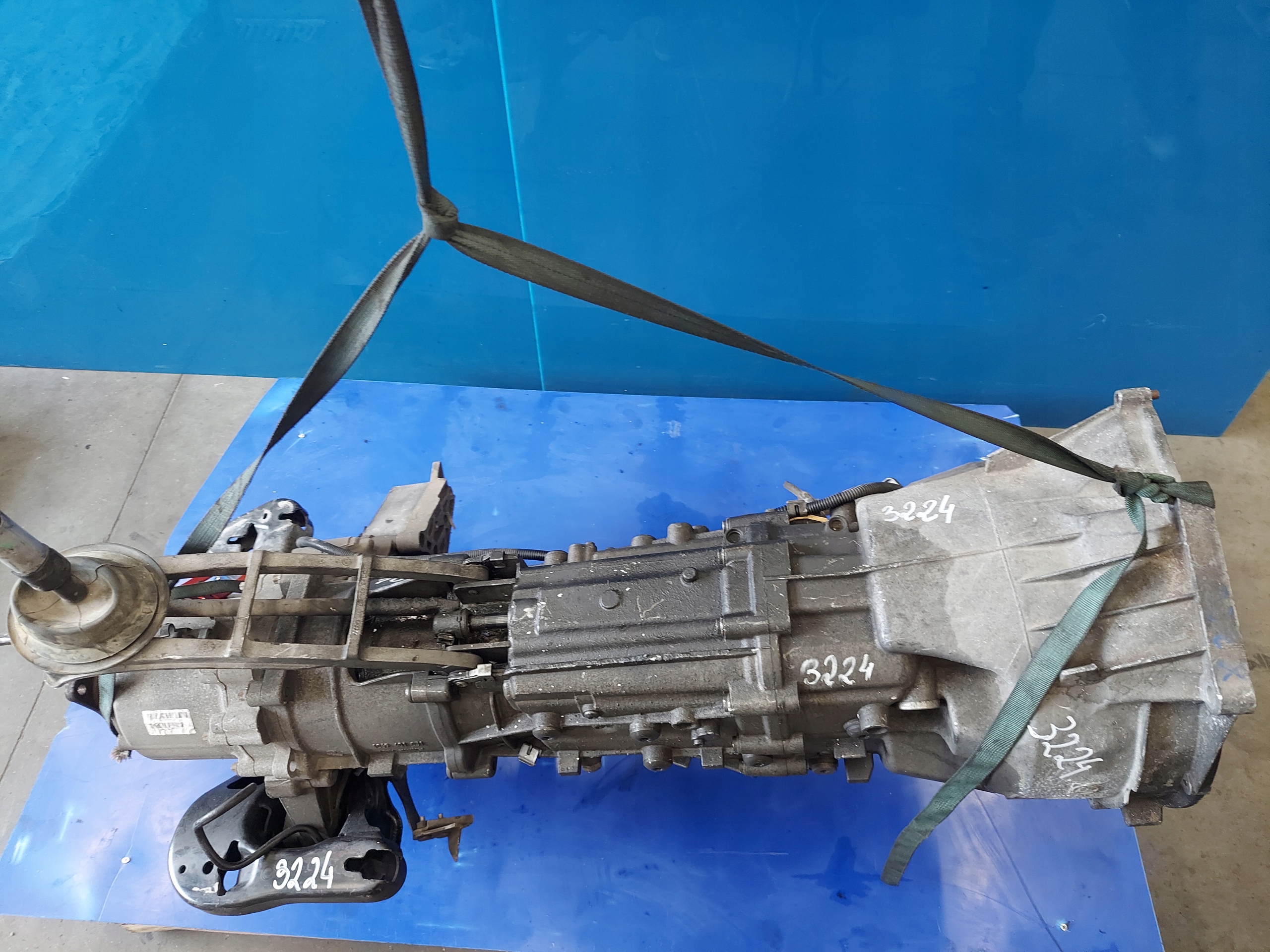 Getriebe BMW X3 E83 2005 R 2.0 td 1069401051 DIESEL