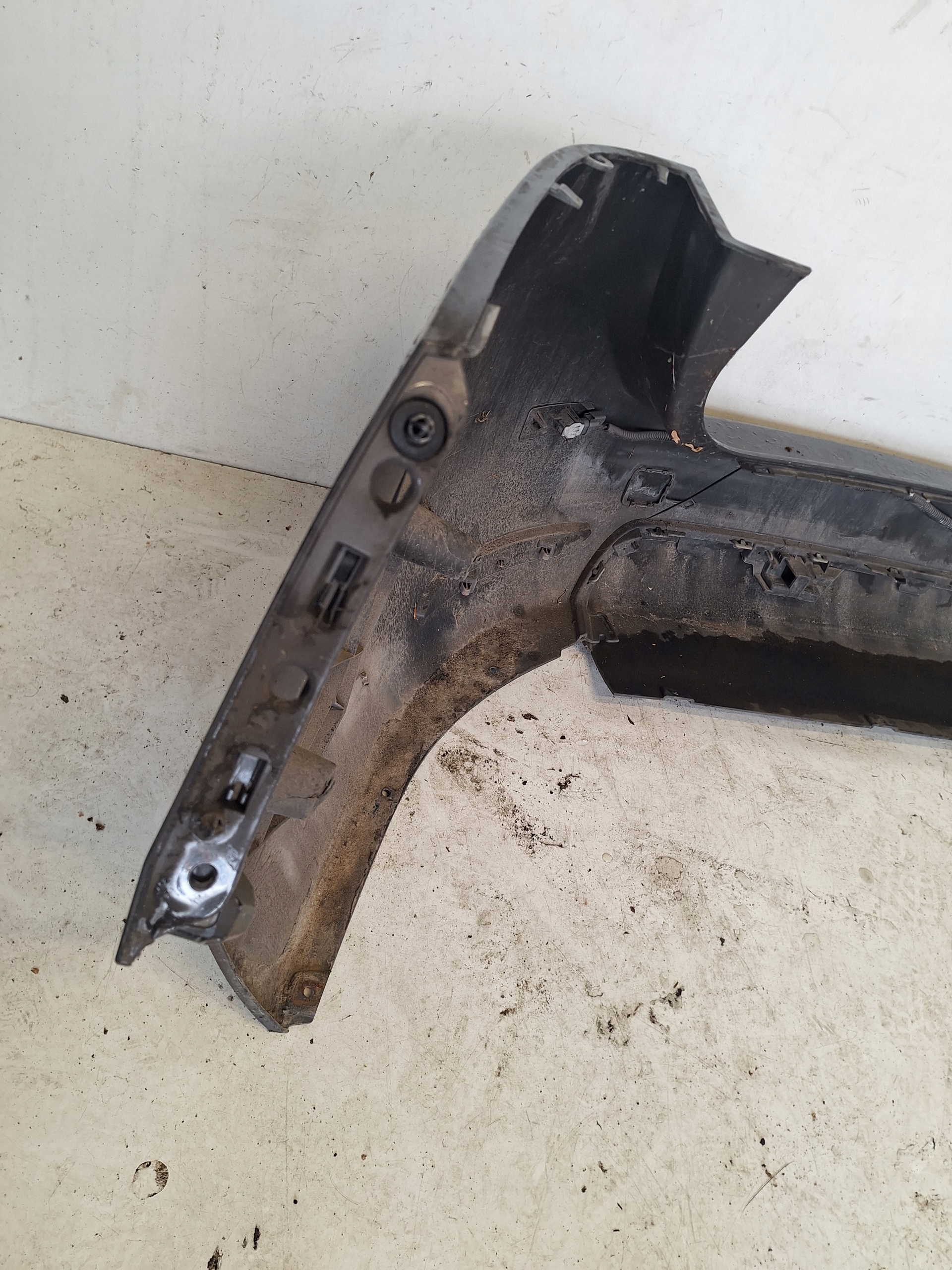 PEUGEOT 308 T9 SW 13-17 bumper + 4 X PDC