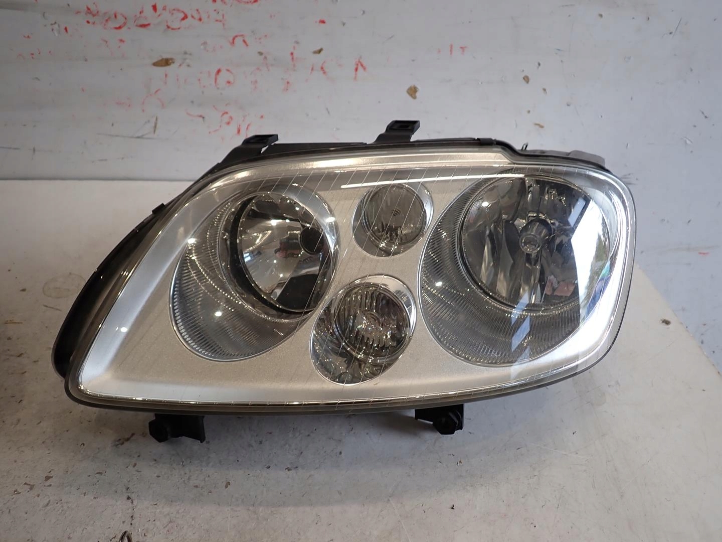 light front front left VW TOURAN 2003-2007 1T0941005D