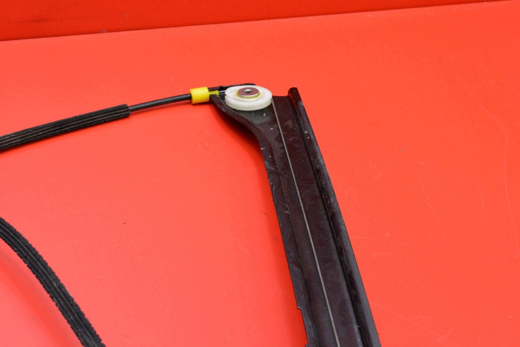 window regulator left front EU 7202479E BMW E65 E66 01-05