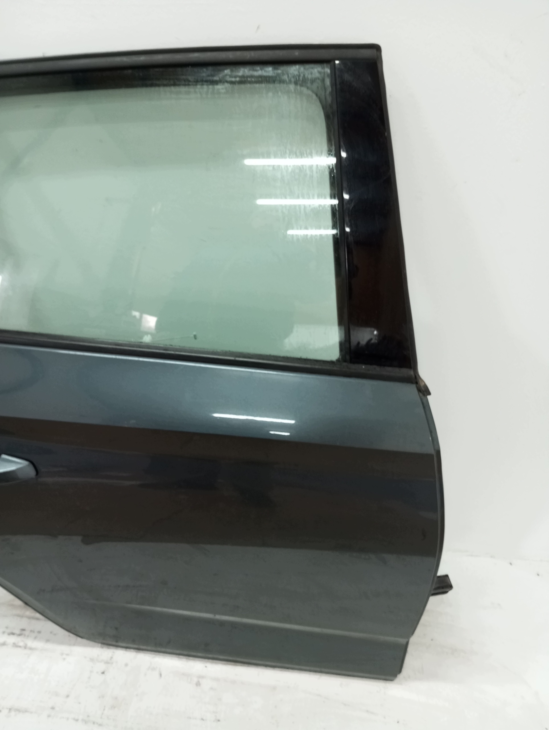 door right rear. SKODA KAMIQ 21R