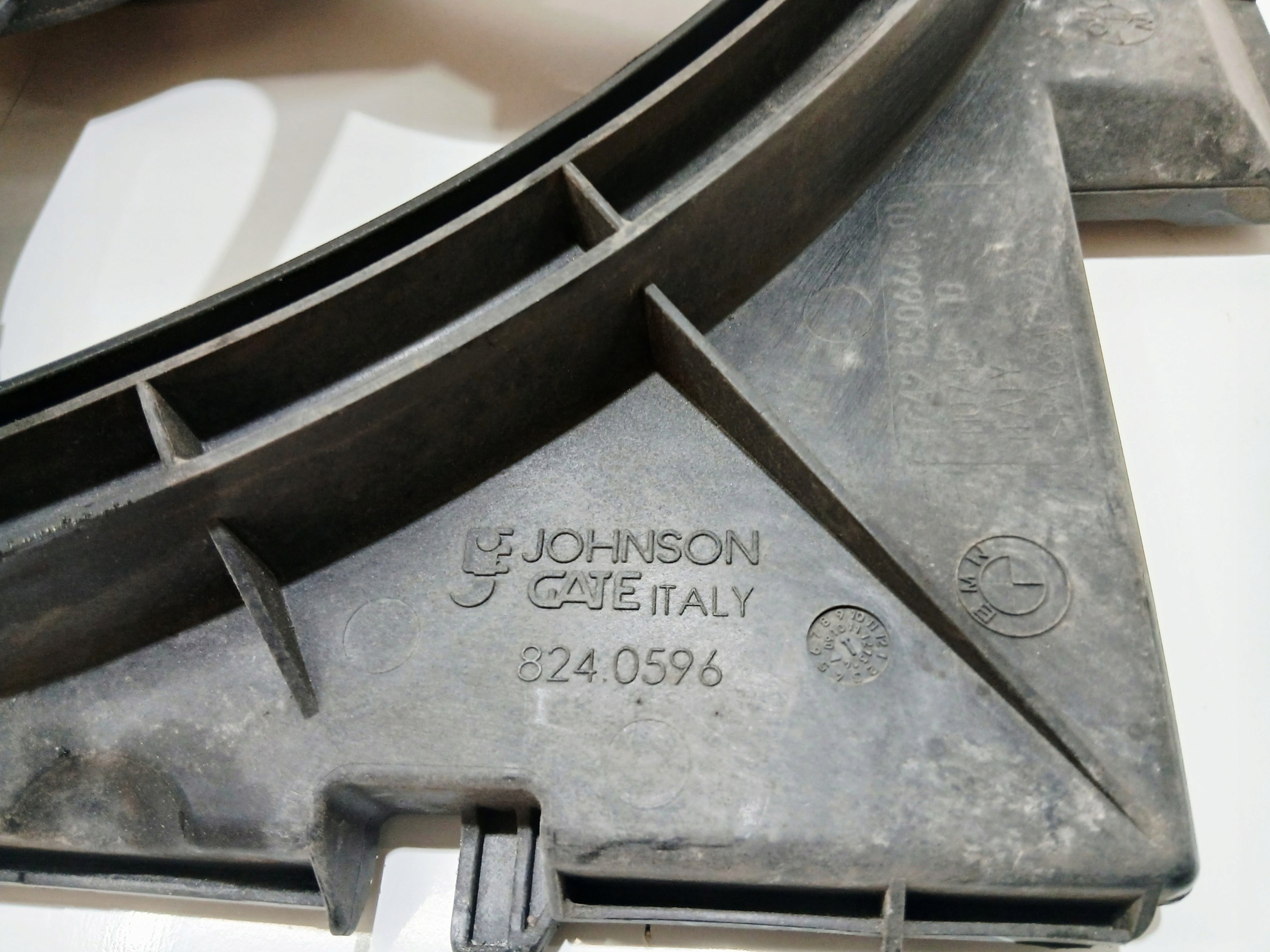ventilátor chladiče BMW X1 E84 N47D20C 7588974 (24235052)