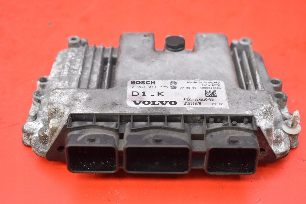 control unit computer of the engine 31211076 VOLVO S40 V40 2 II 1.6 D 109 KM 04-07