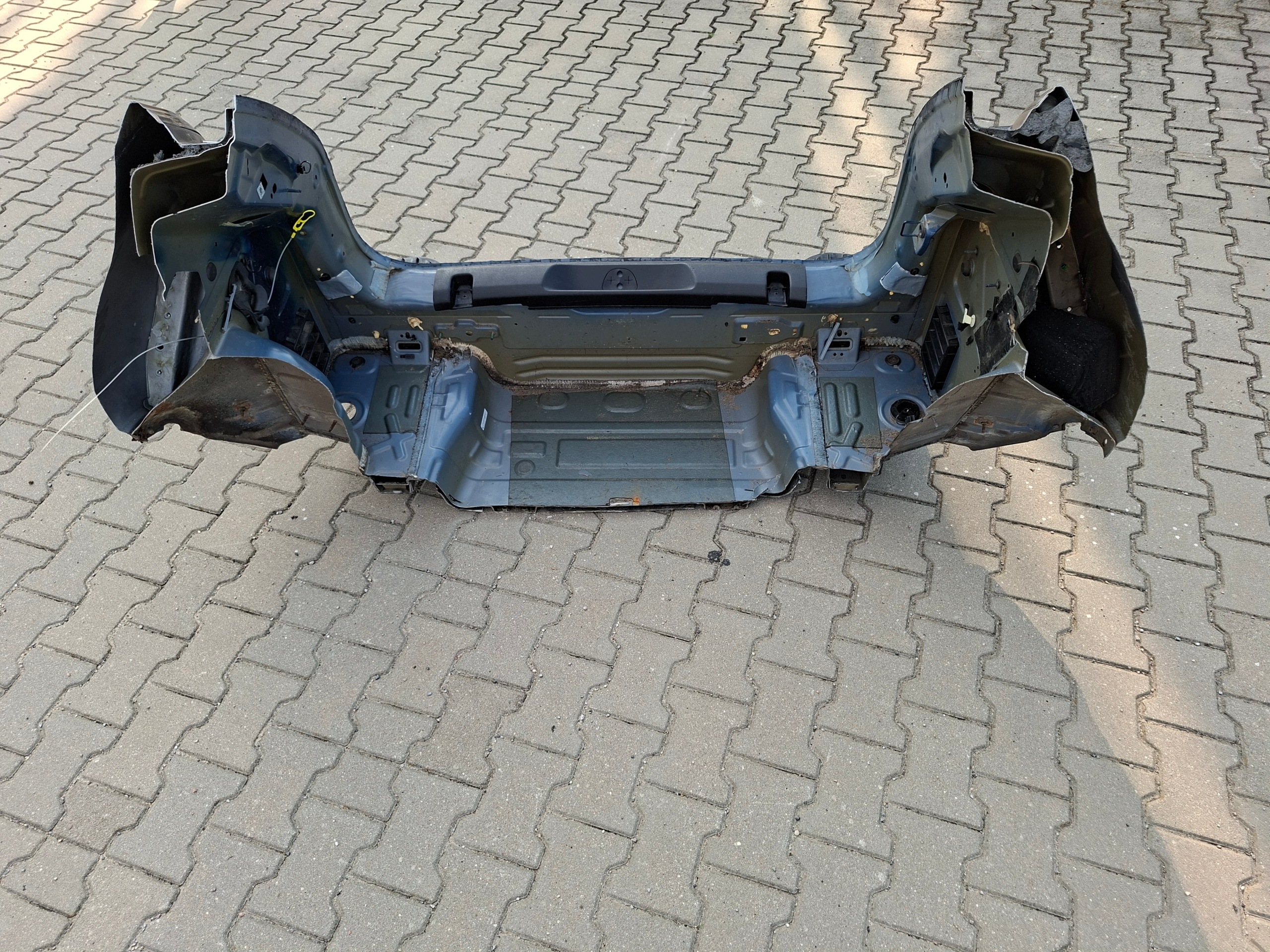 rear panel rear pillar sider below bumper supports JEEP CHEROKEE V KL PBU