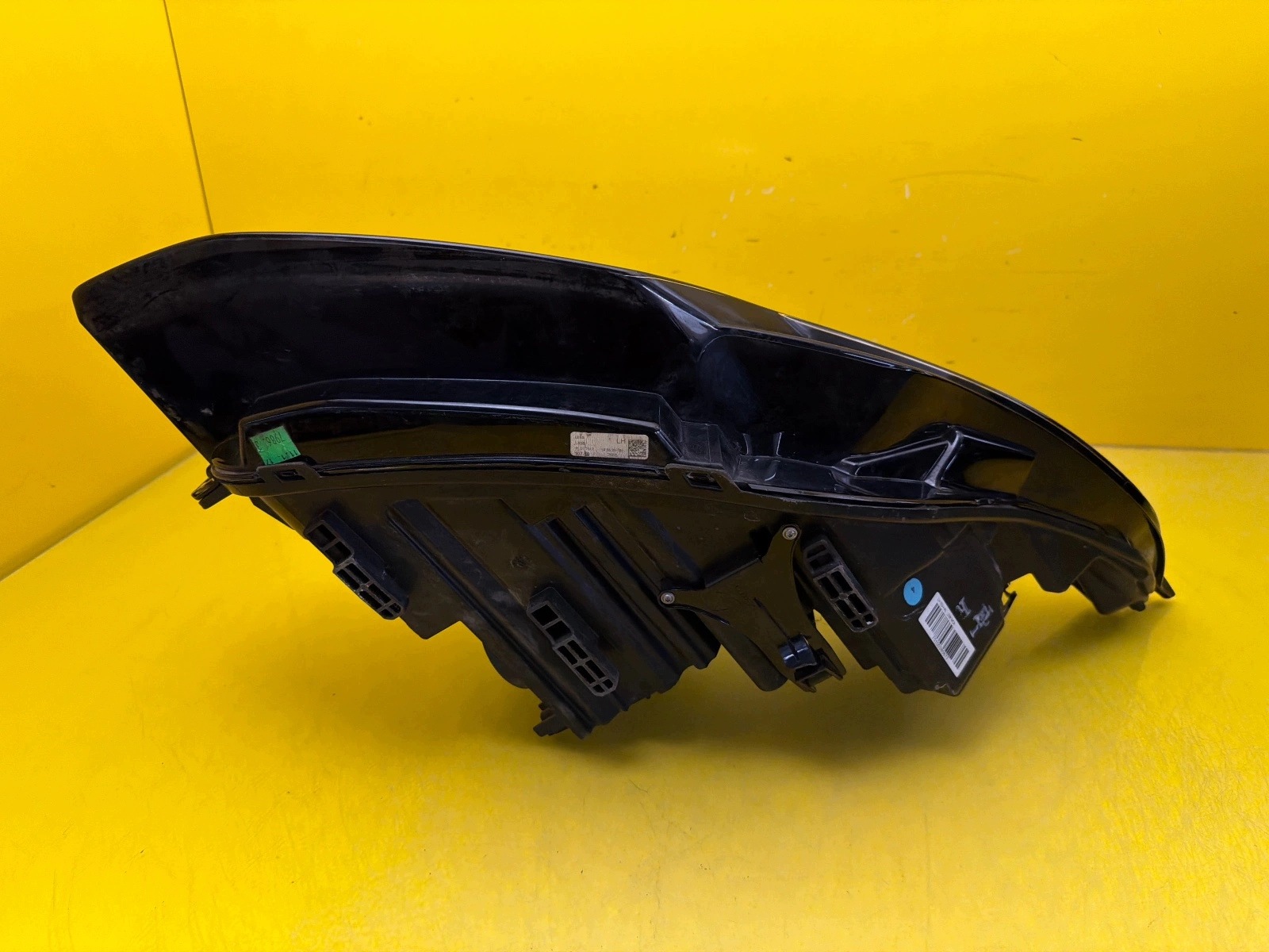 light left front Range Rover Evoque L538 GJ32-13W030-BD lens