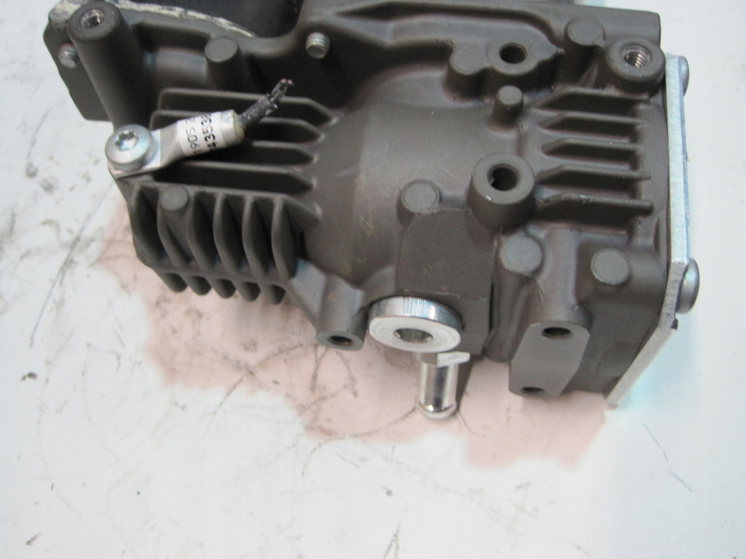 pumpa amortizera RANGE ROVER SPORT 100939-01322