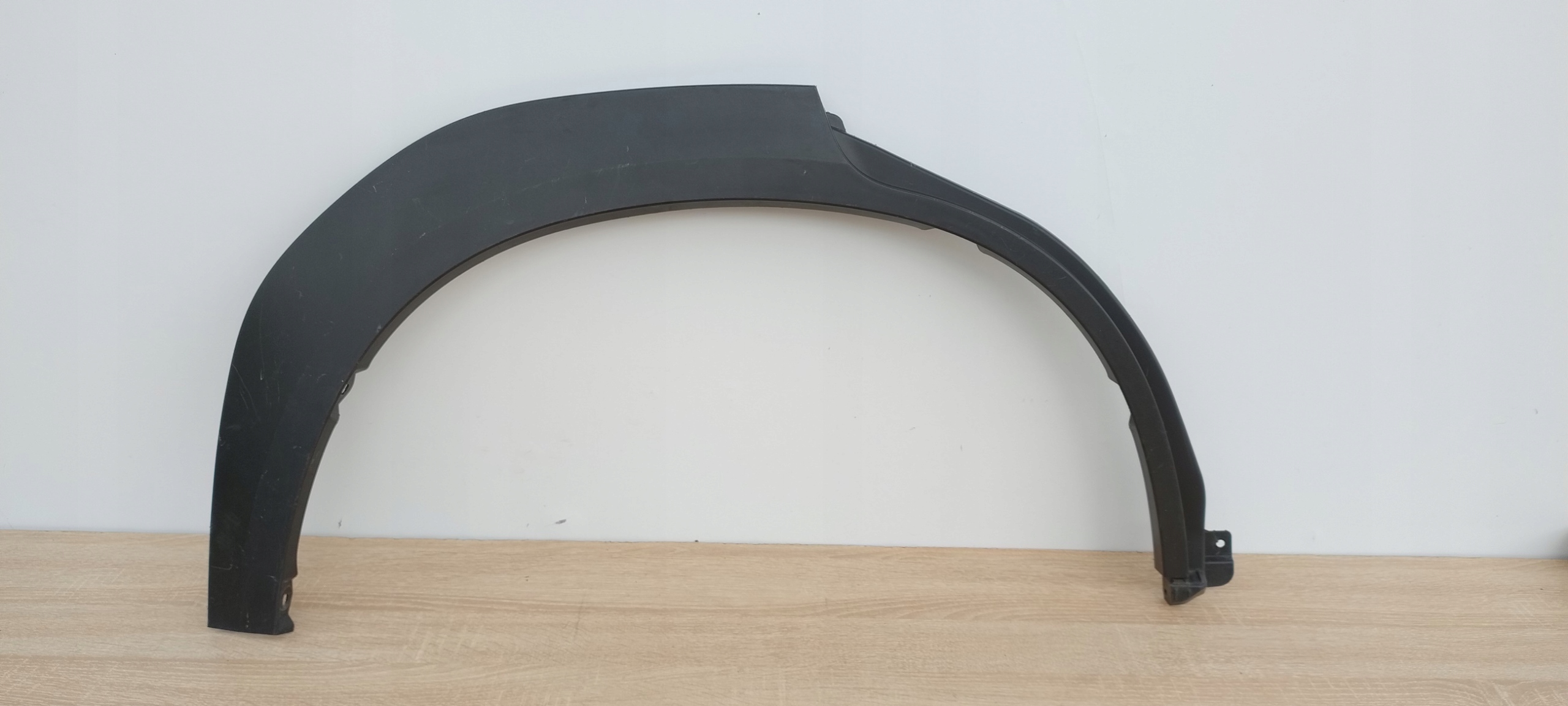 SUZUKI S-CROSS MOULAGE AILE DROITE ARRIÈRE COUVERTURE