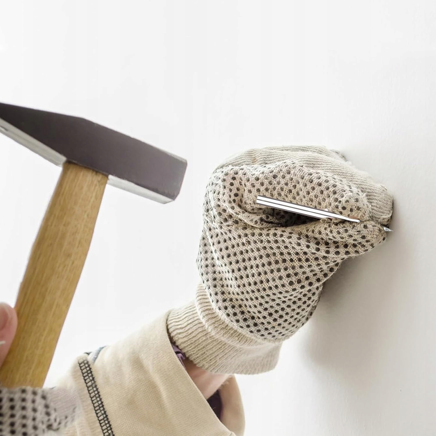 GWÓŹDŹ DO LISTEW PRZYPODŁOGOWYCH Z PODWÓJNYM ŁBEM BEZ SZWU 100 SZT ZESTAW Kolor srebrny