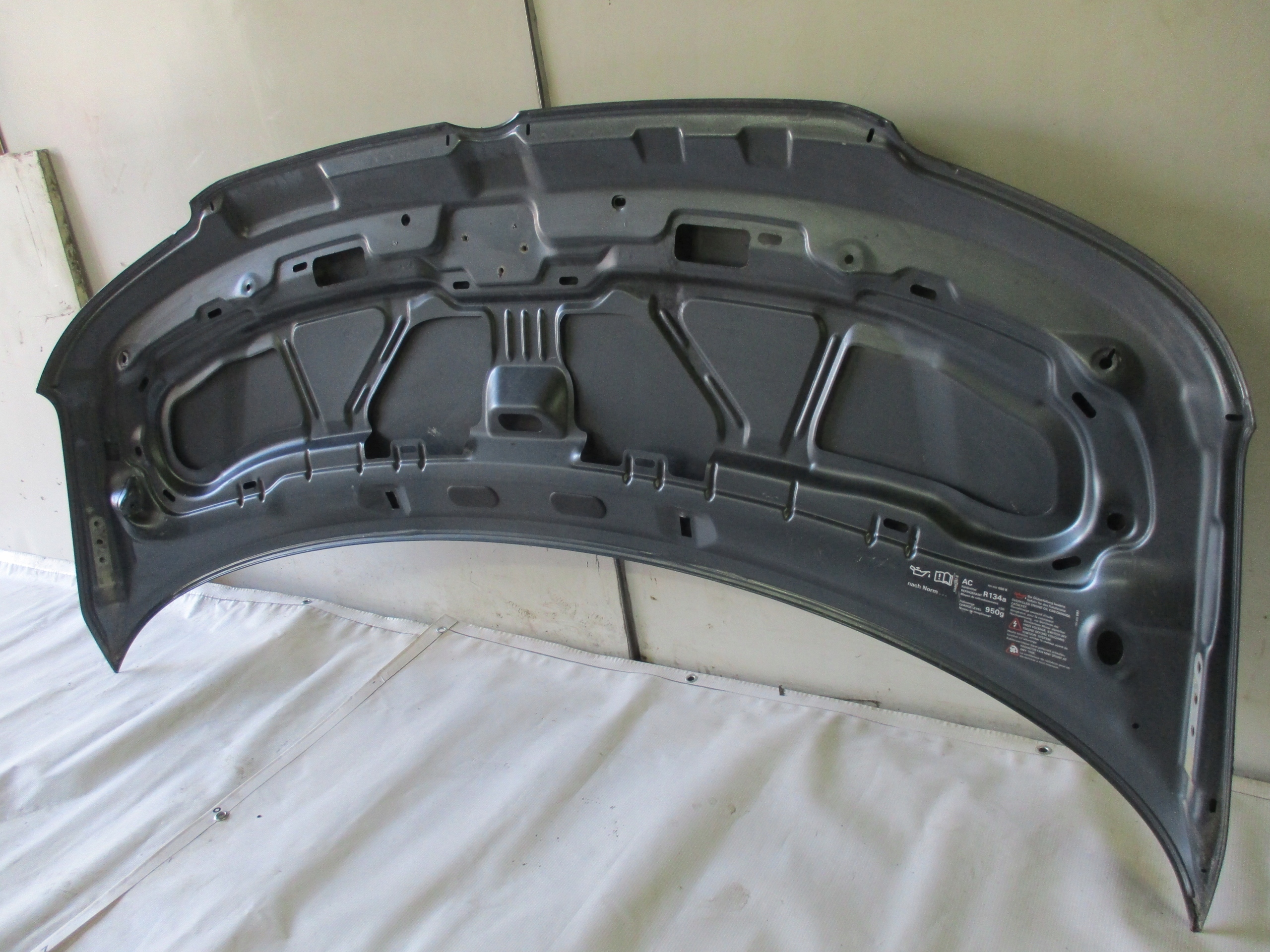 CAPOT VW T5 03-09R