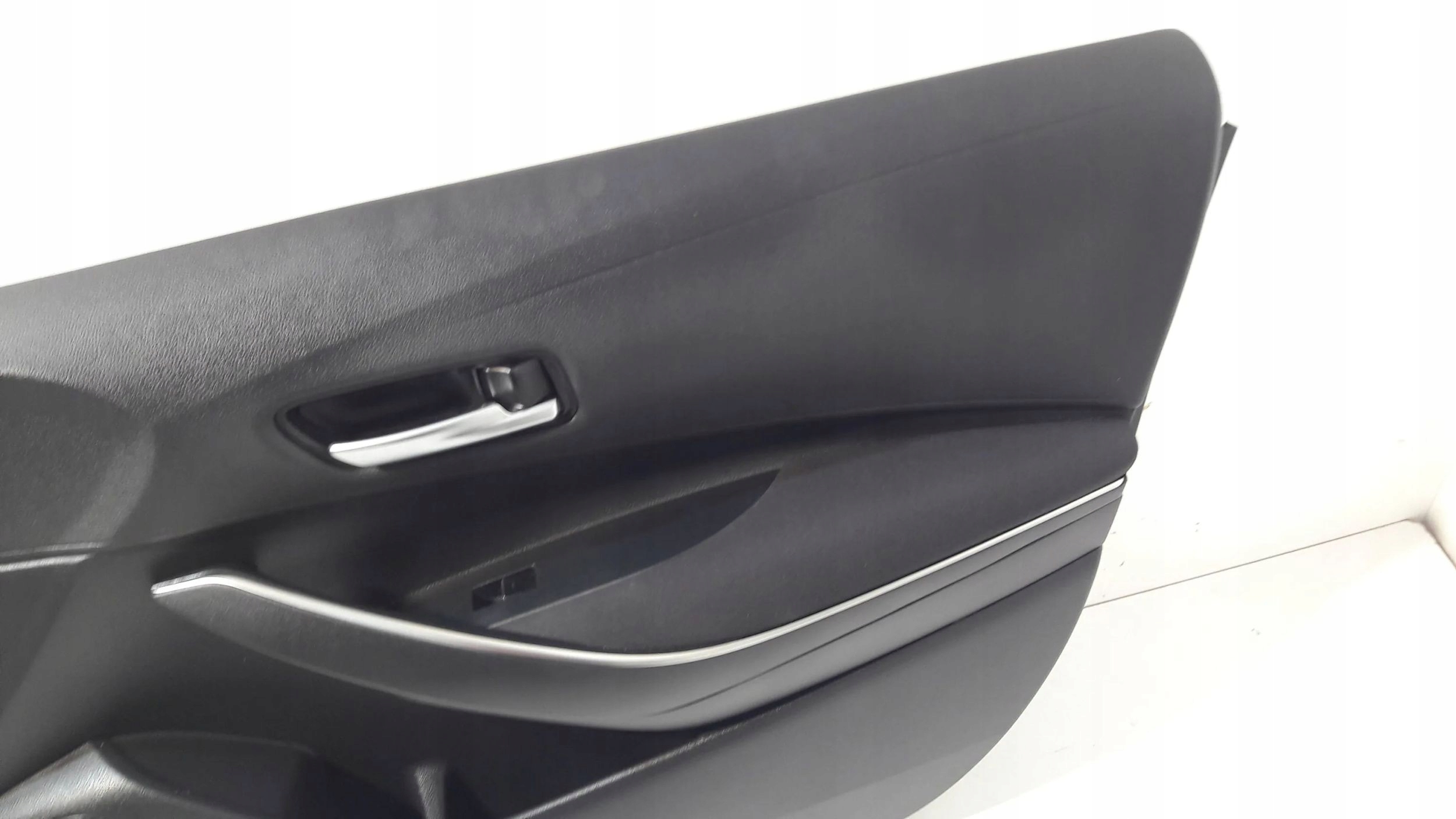 Toyota Corolla E21 side door front right 67611-02860 (ET24)