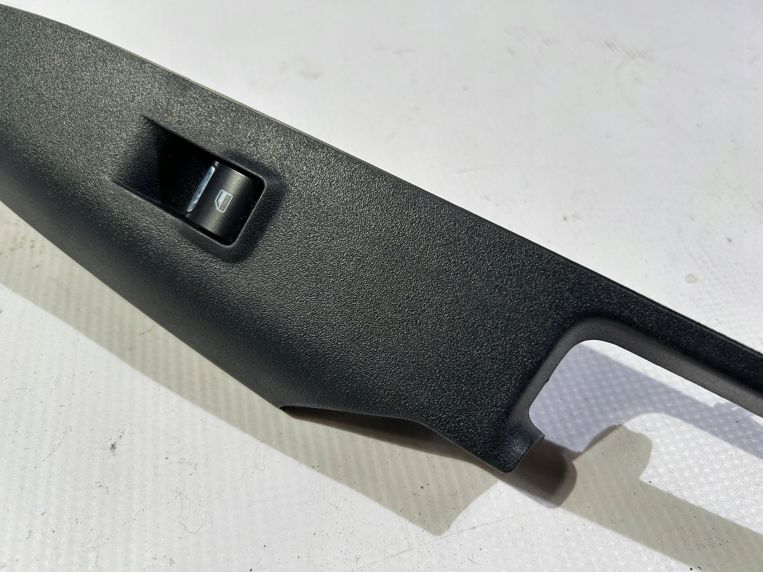 Panel Module Bouton Droite Vitre Passegers Ford Mustang Cabrio 2015