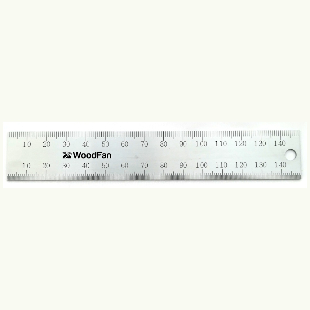 

Precyzyjny sztywny liniał 150mm Woodfan