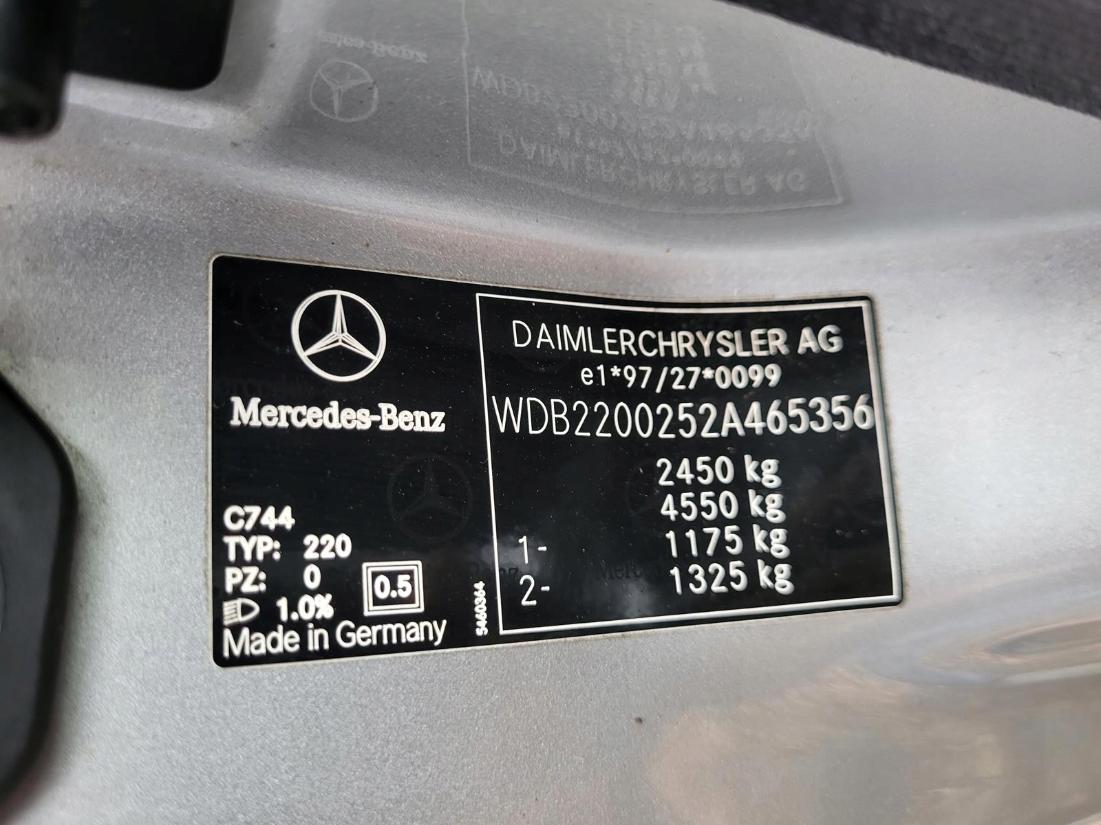 Mercedes-Benz W211 (2002-09), Manufacturer: DaimlerChrysler…