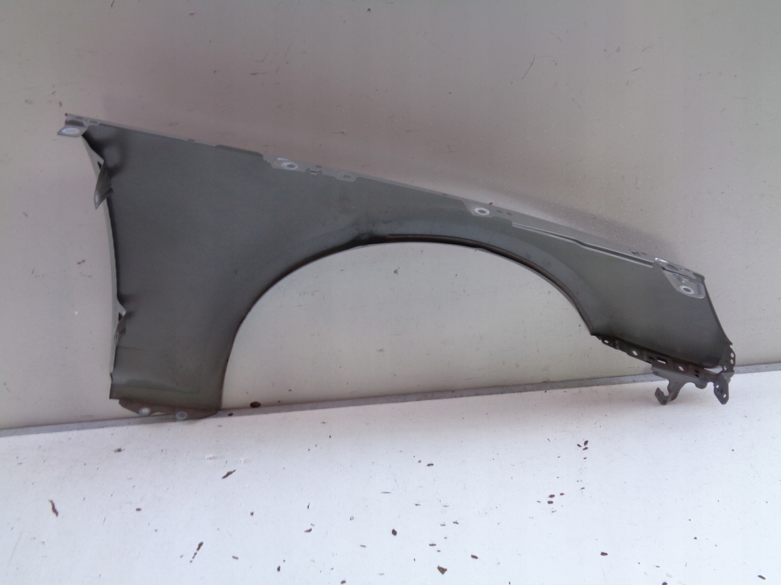 BŁOTNIK LEWY PRZEDNI AUDI A4 B9 8W 8W0 15-19 NR 44190 Producent części Audi OE