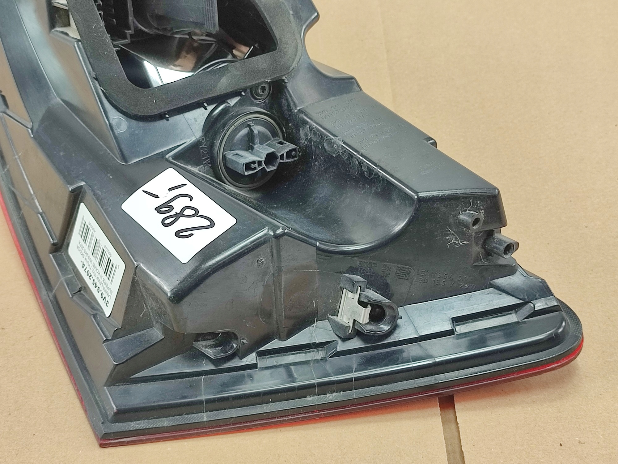 light left rear part SKODA SUPERB III KOMBI (3V5) 2015-... - 3V9.945.207A