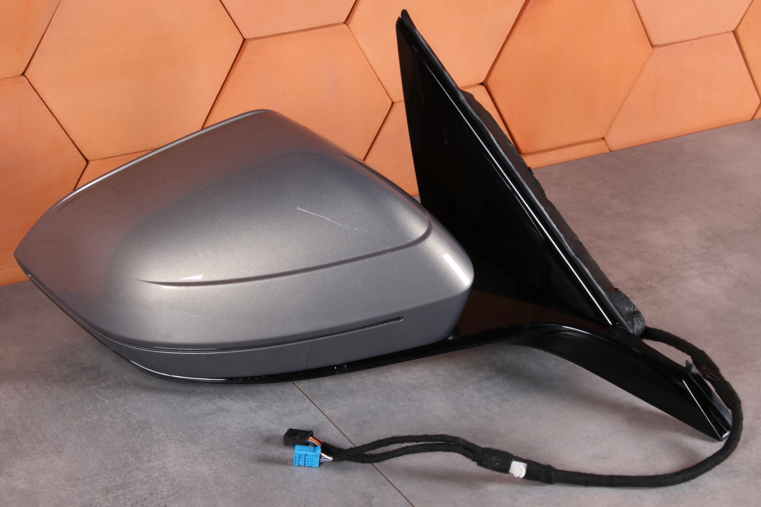 BMW G60 G61 G70 mirror right support cover indicator NAPED 5A292C7