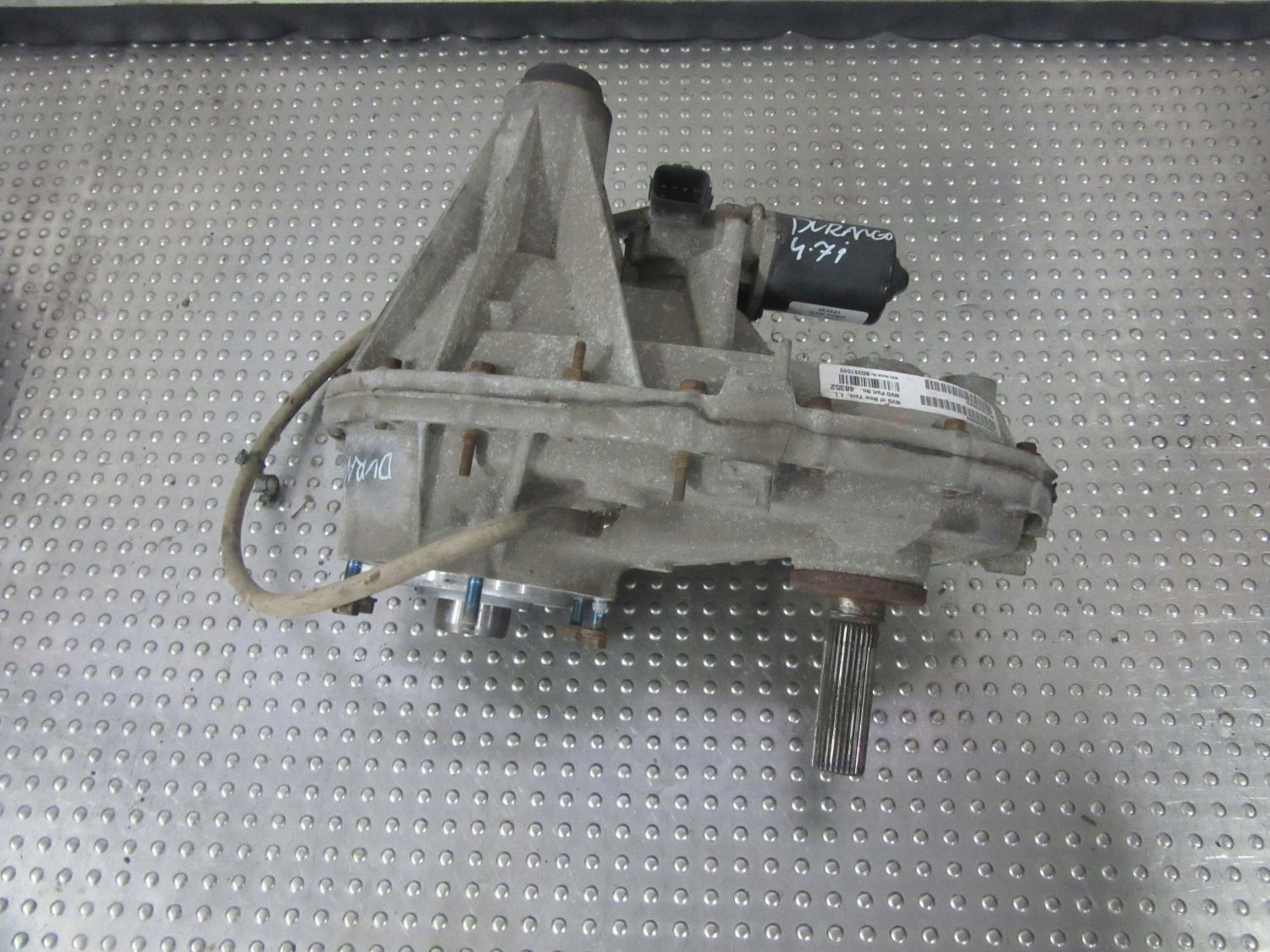 P52105938AD - Durango II Aspen 4.7 і редуктор коробки автомат