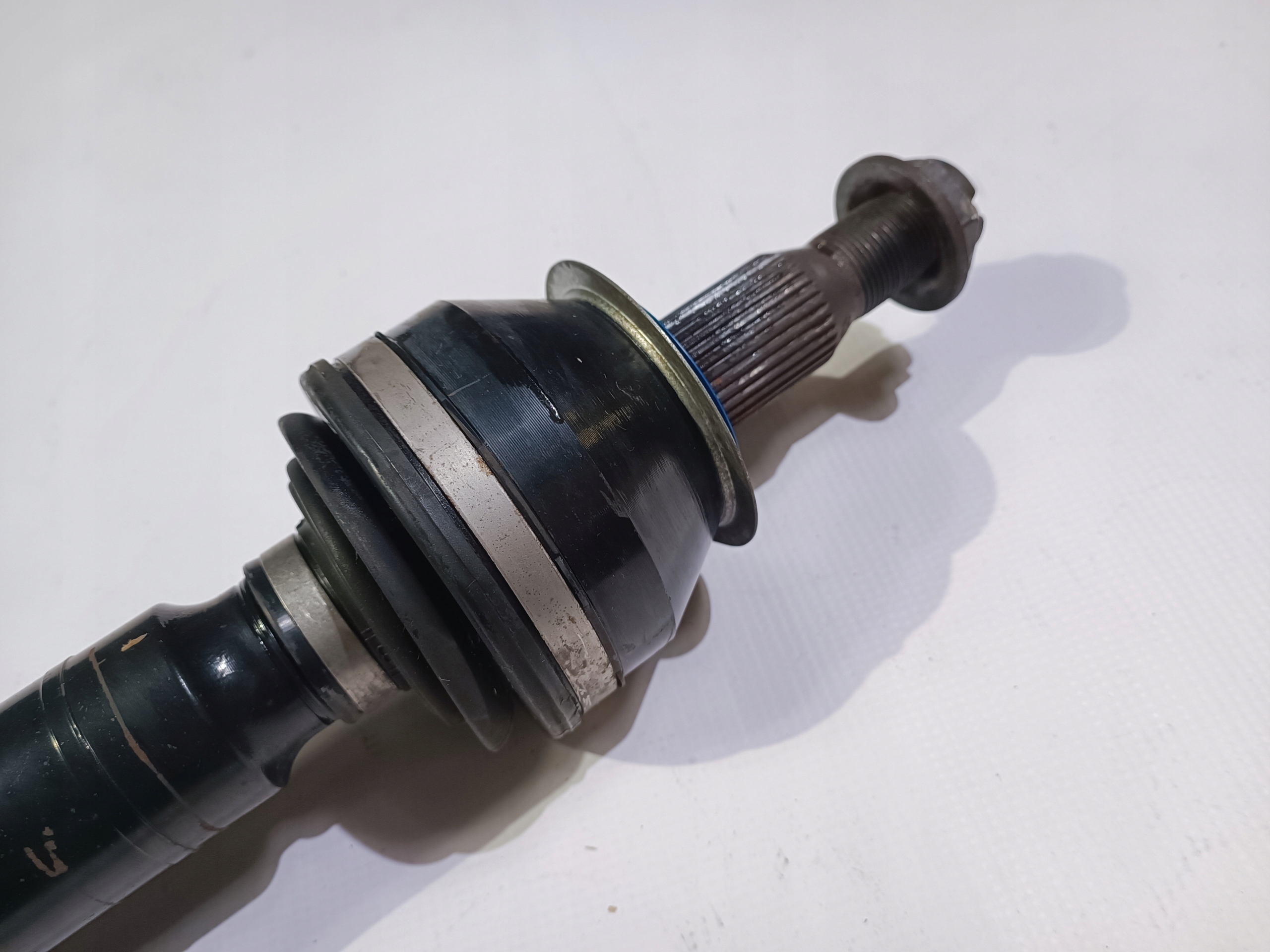 semi-axis left Chevrolet Camaro SS 6.2 2016
