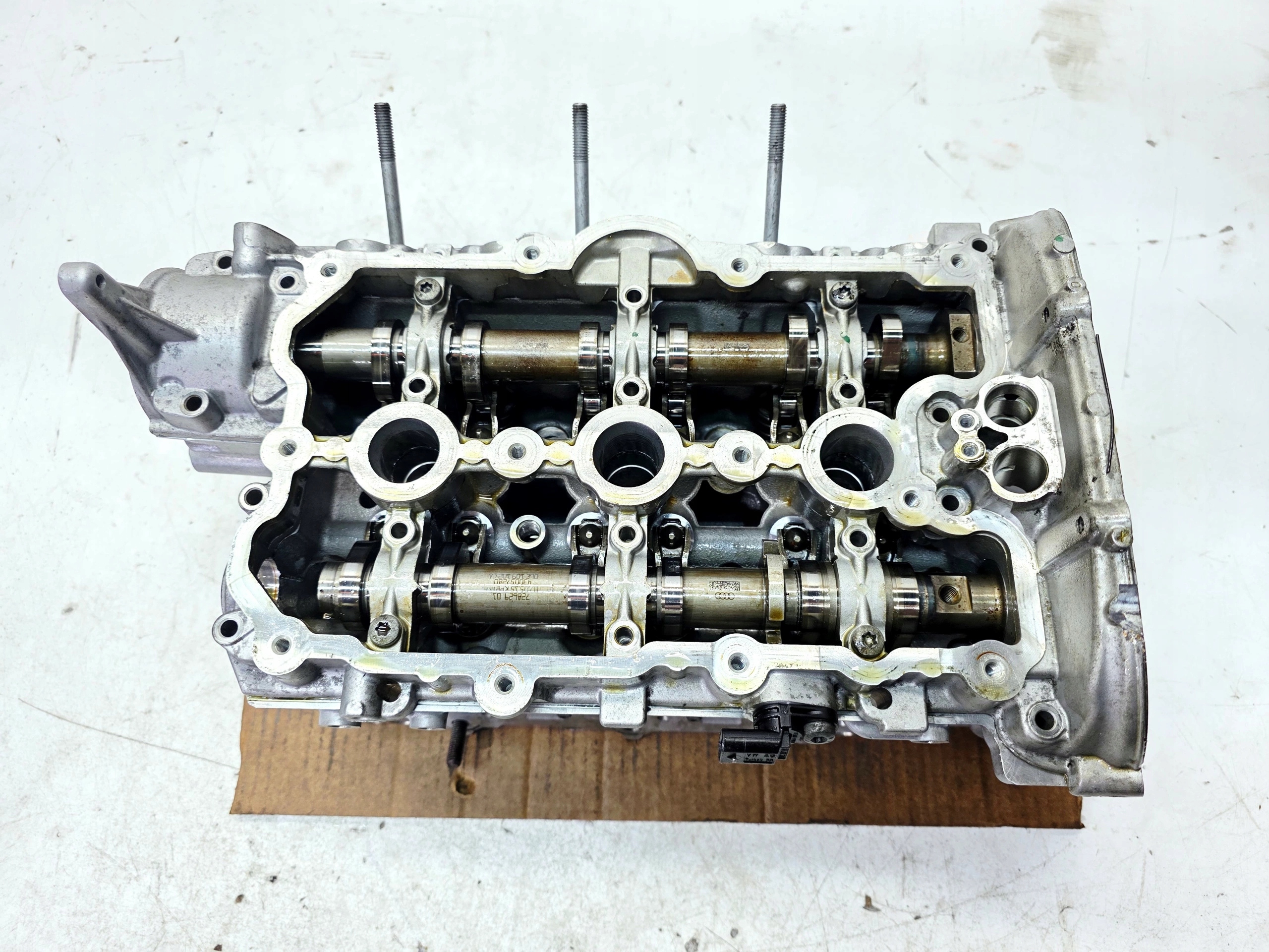 head. complete left AUDI A6 C7 A8 D4 Q7 4M 3.0 TFSI 06E103403AA 4/26