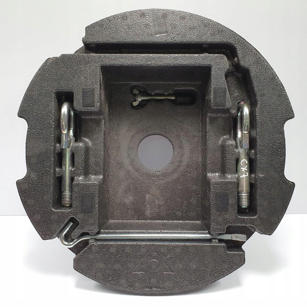 вклад маховика запаски mazda 4468802