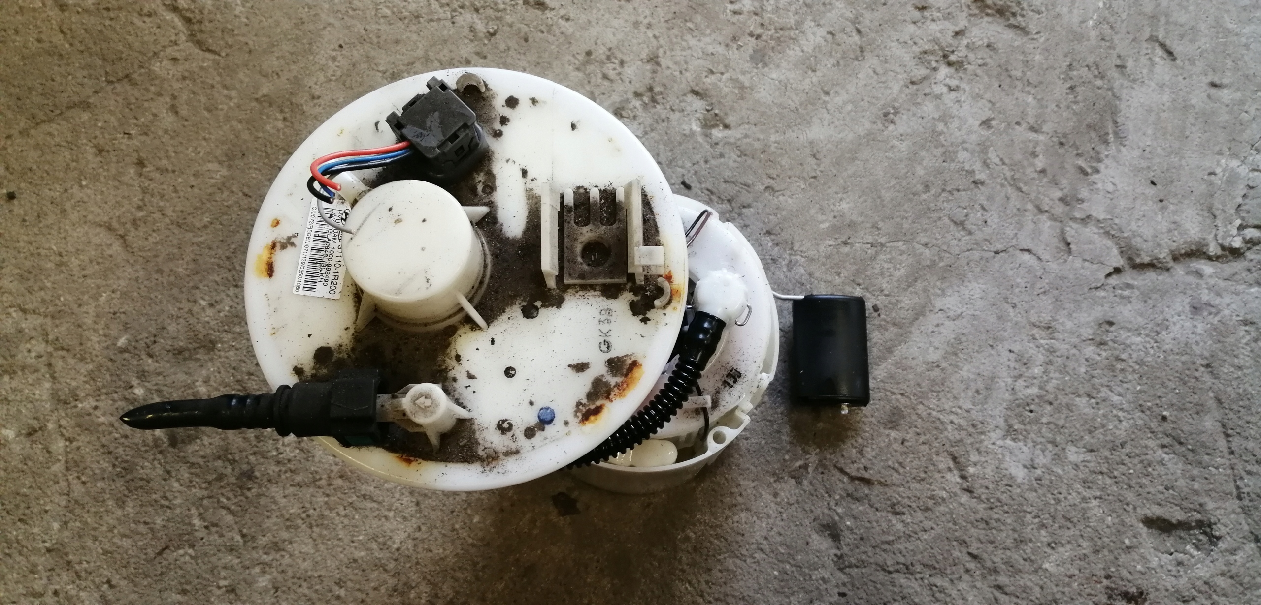 Kia OE 31110-1R200 pompa paliwa