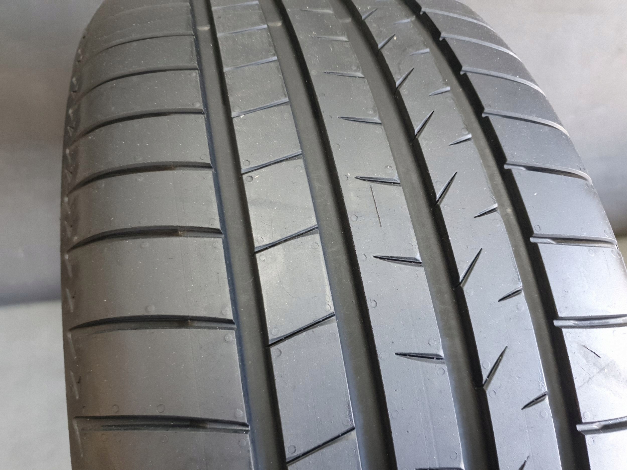 1x tyre summer 285/40 R21 BRIDGESTONE TURANZA 109W 27/2025