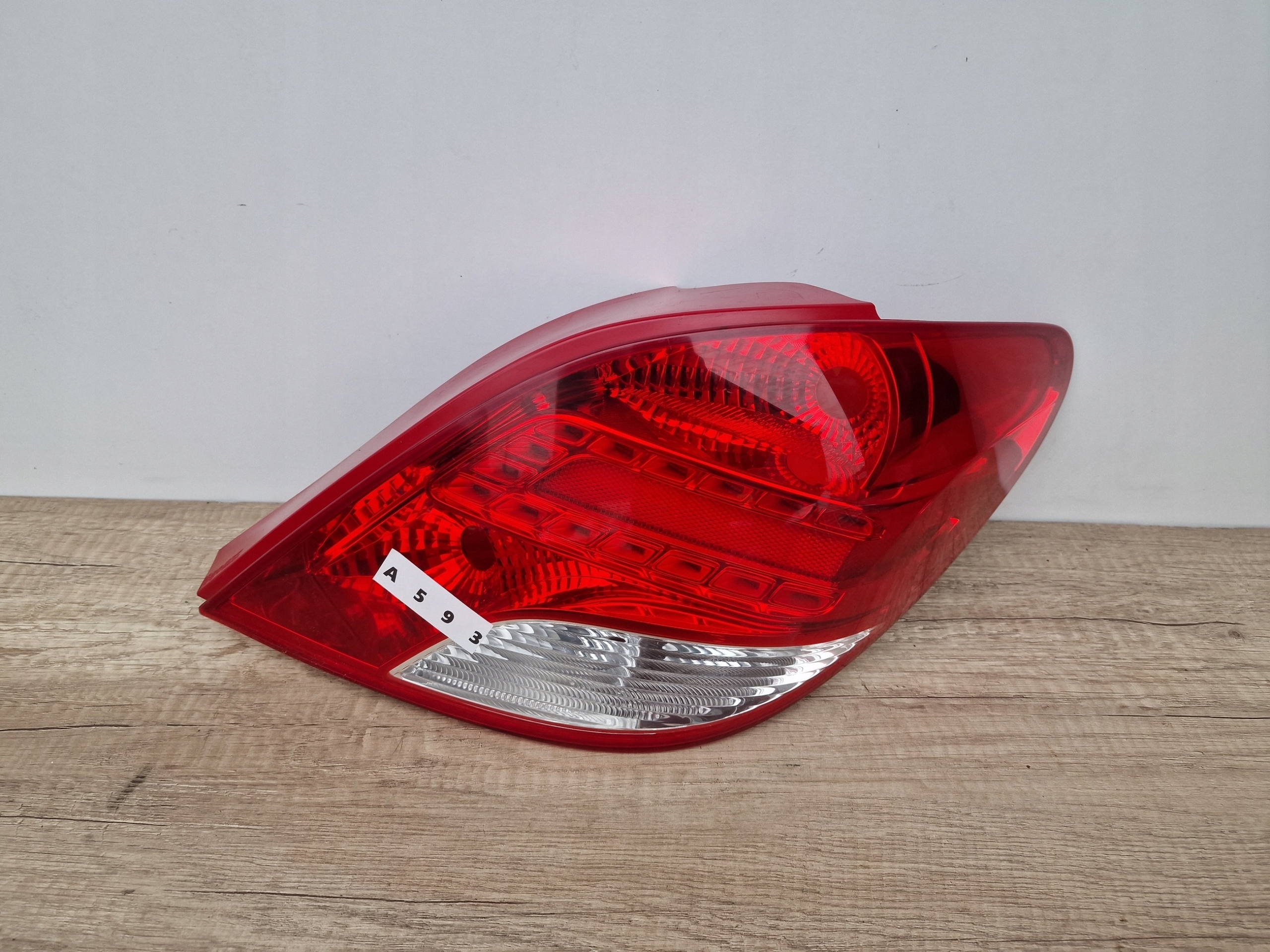 PEUGEOT 207 LIFT HATCHBACK right light rear part Z LEDEM