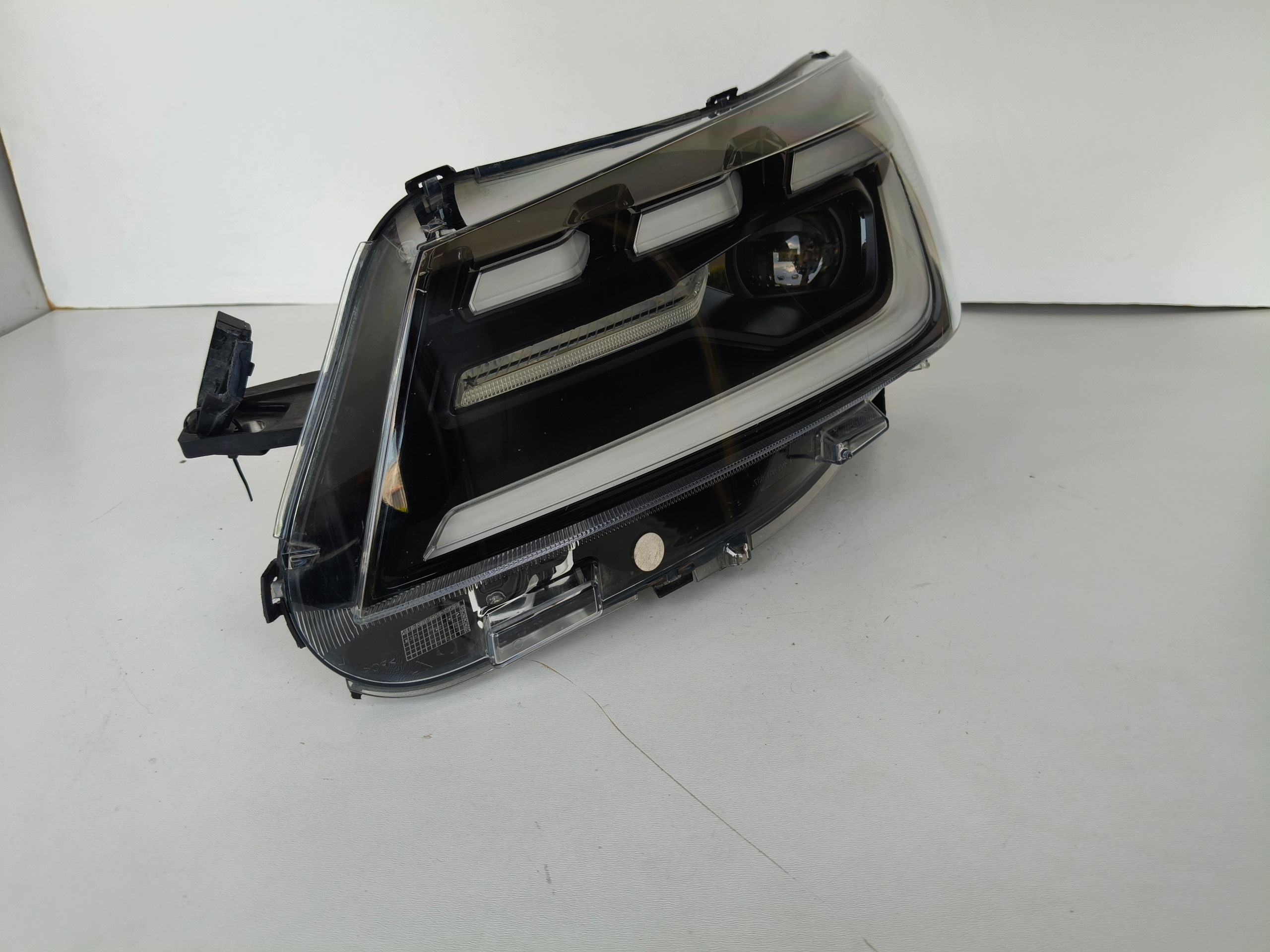 light left REFLEKTOR TOYOTA PROACE 23- LIFT FULL LED