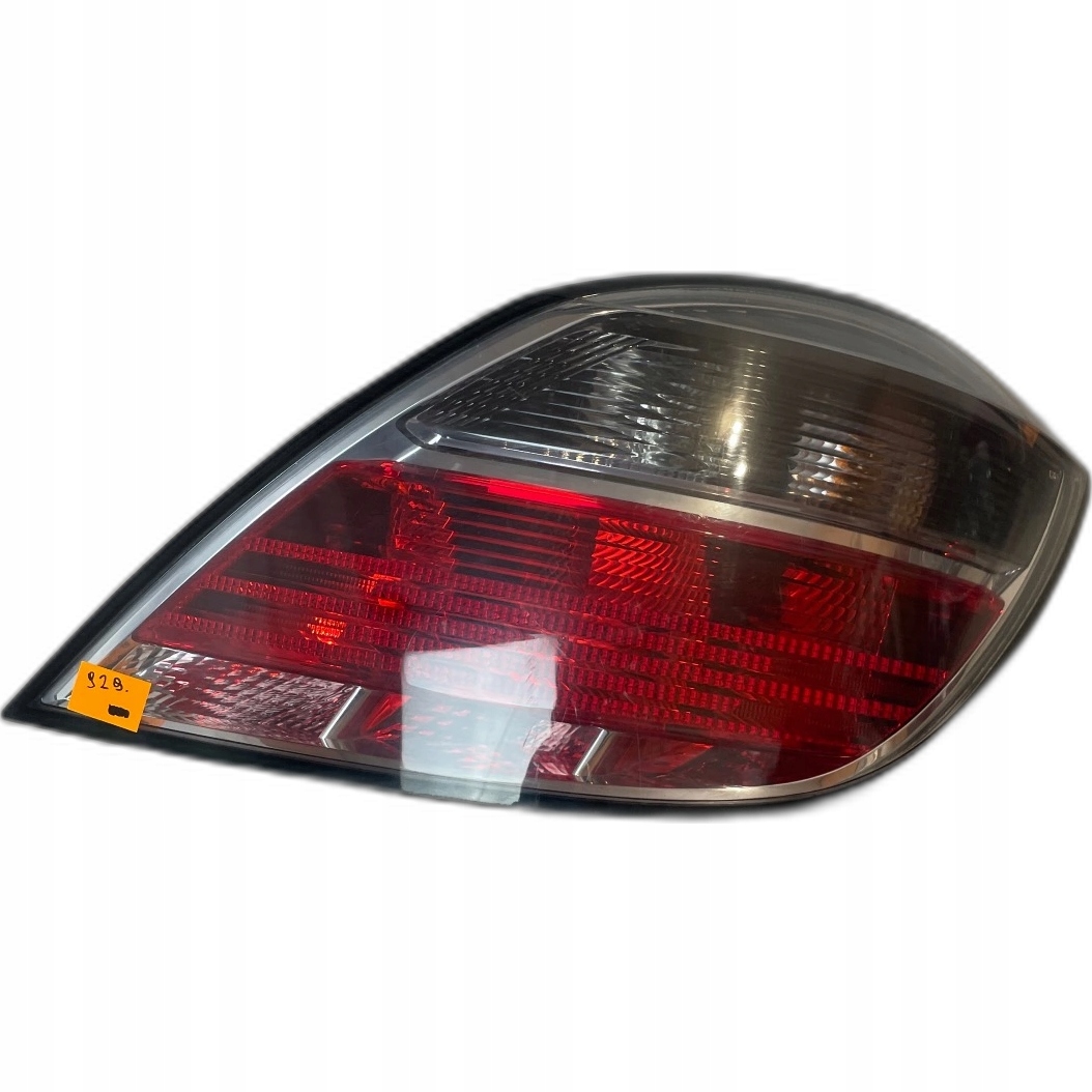 damaged light rear part rear right Opel Astra iii H lift 5D