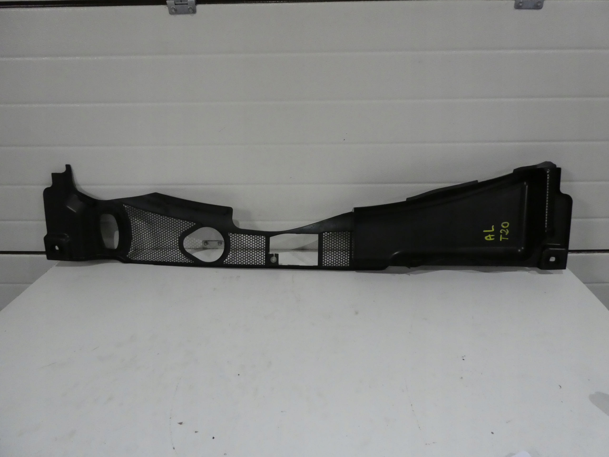 torpedo plastic AUDI A4 B8 A5 8T 8K1819447
