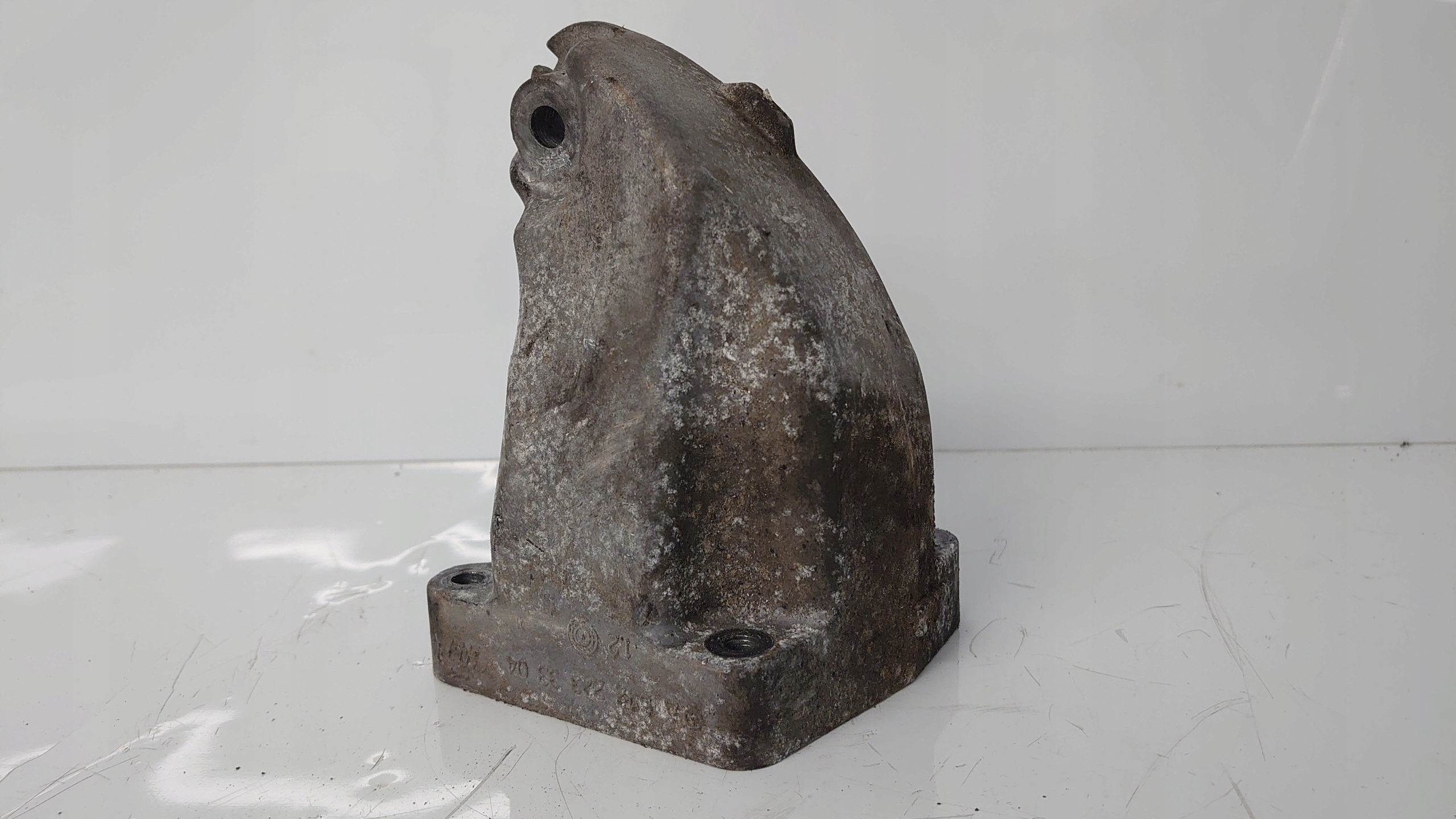 MERCEDES W212 W218 engine mount A6422233304