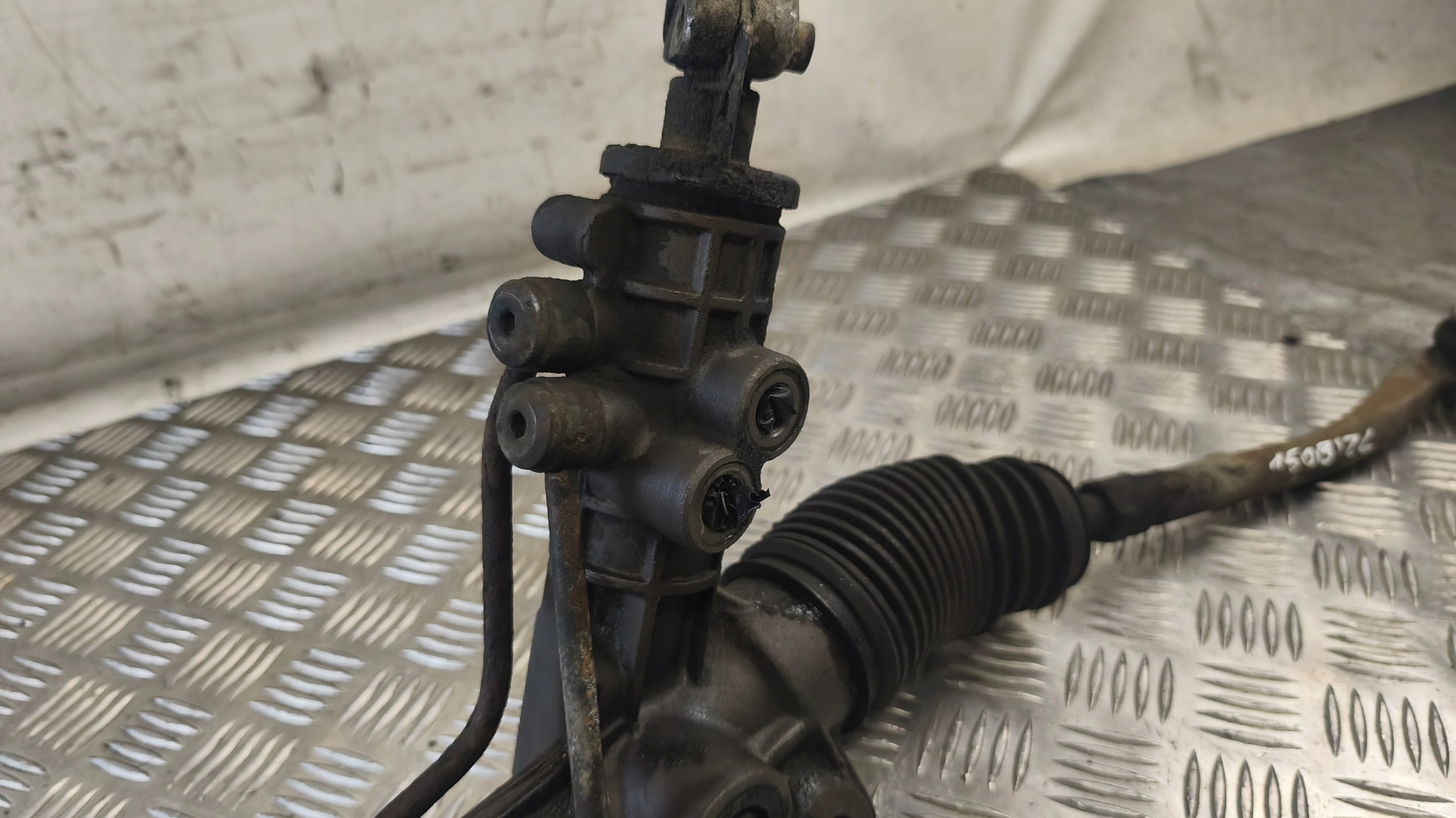 Boîter direction Boîter direction BMW E39 520i 7852955304
