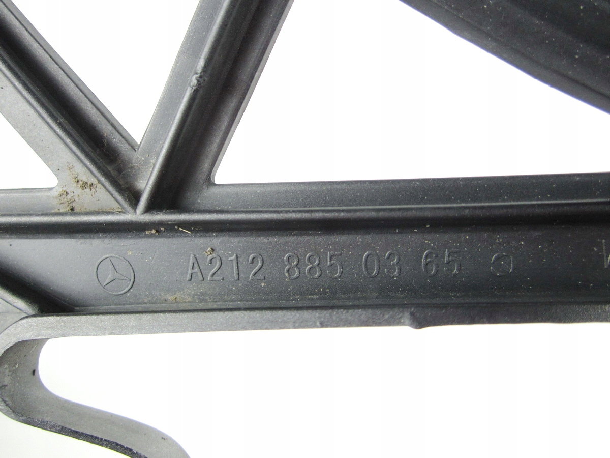 pillar support side of the front front of a bumper left Mercedes W212