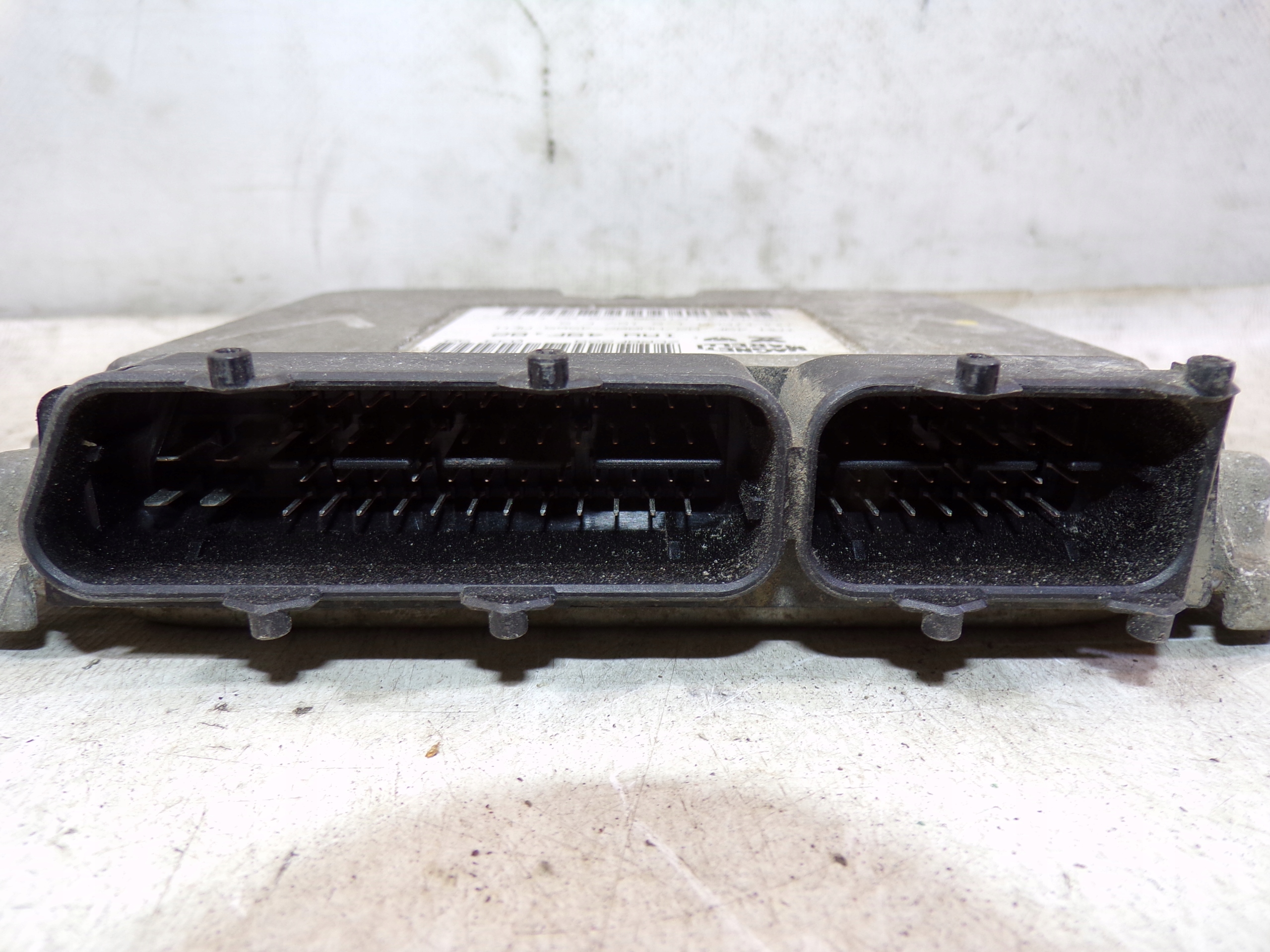 computer control unit of the engine FIAT MULTIPLA 1.6 IAW49F.B2